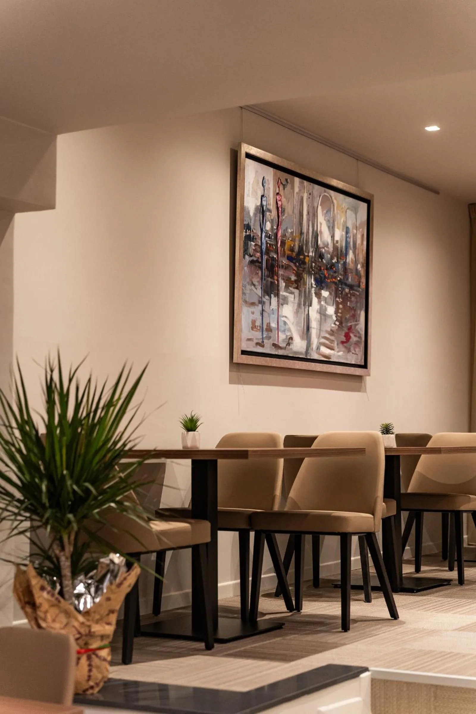 Restaurant/places to eat in 507 Athens