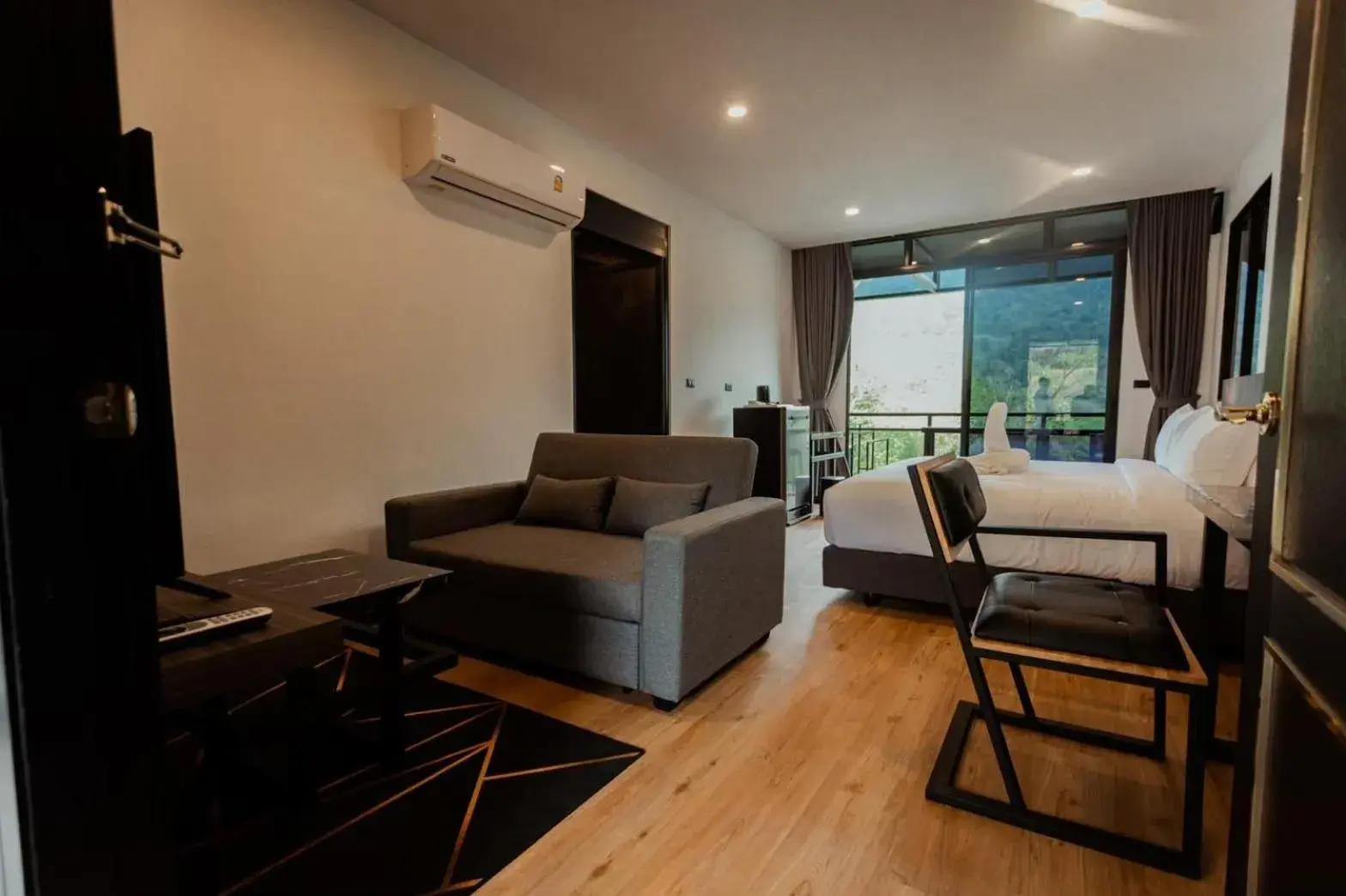 Standard Single Room with Mountain View - single occupancy in D’Endless Resotel Standard Single Room with Mountain View - single occupancy in D’Endless Resotel