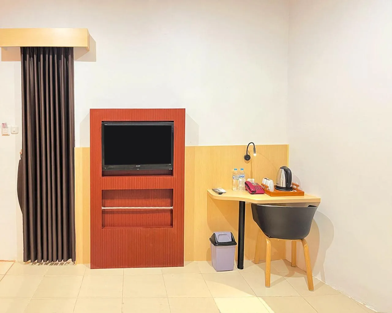 TV and multimedia in Asyana Sentul Bogor