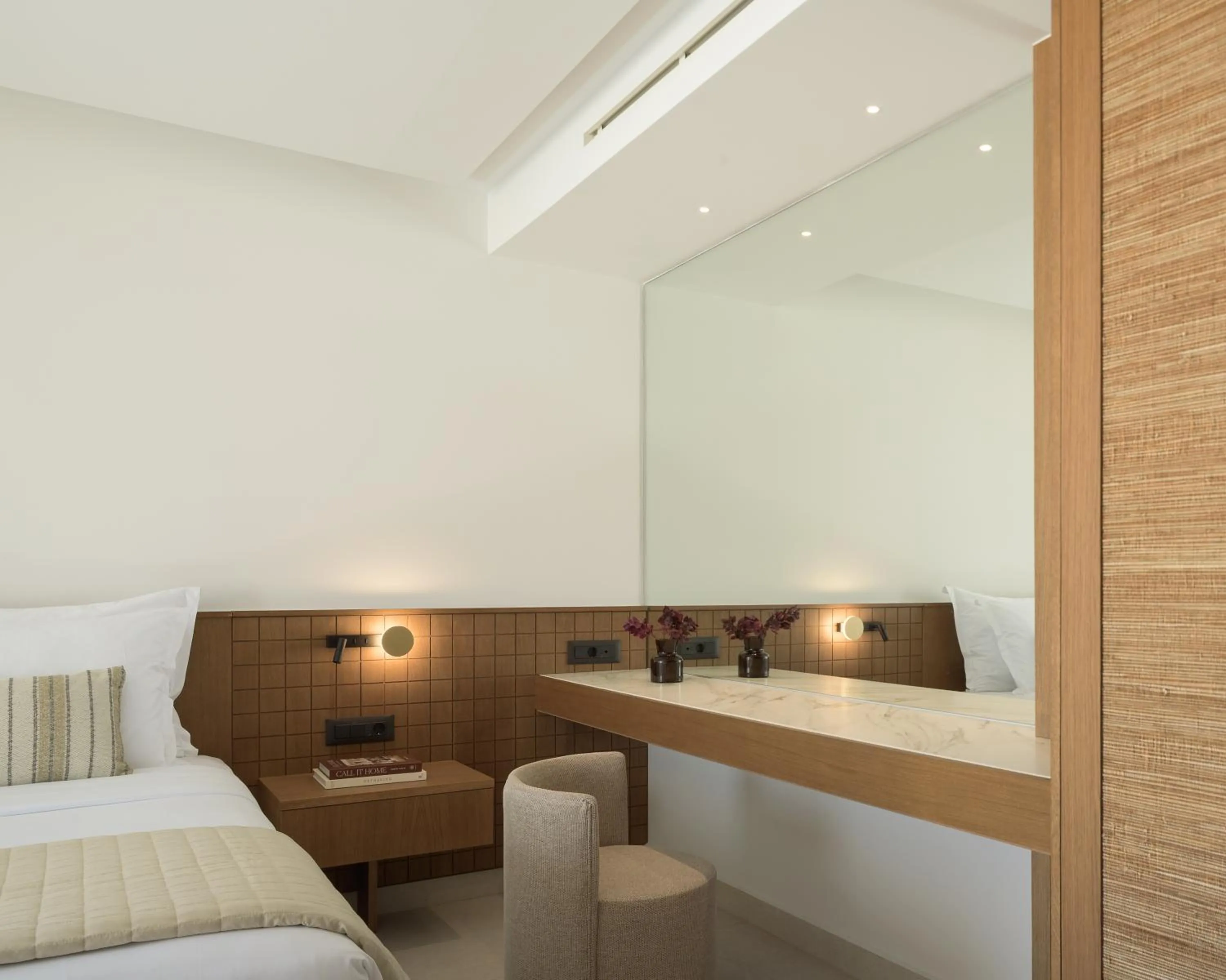 Bedroom, Bed in Galaxy Suites Boutique Resort