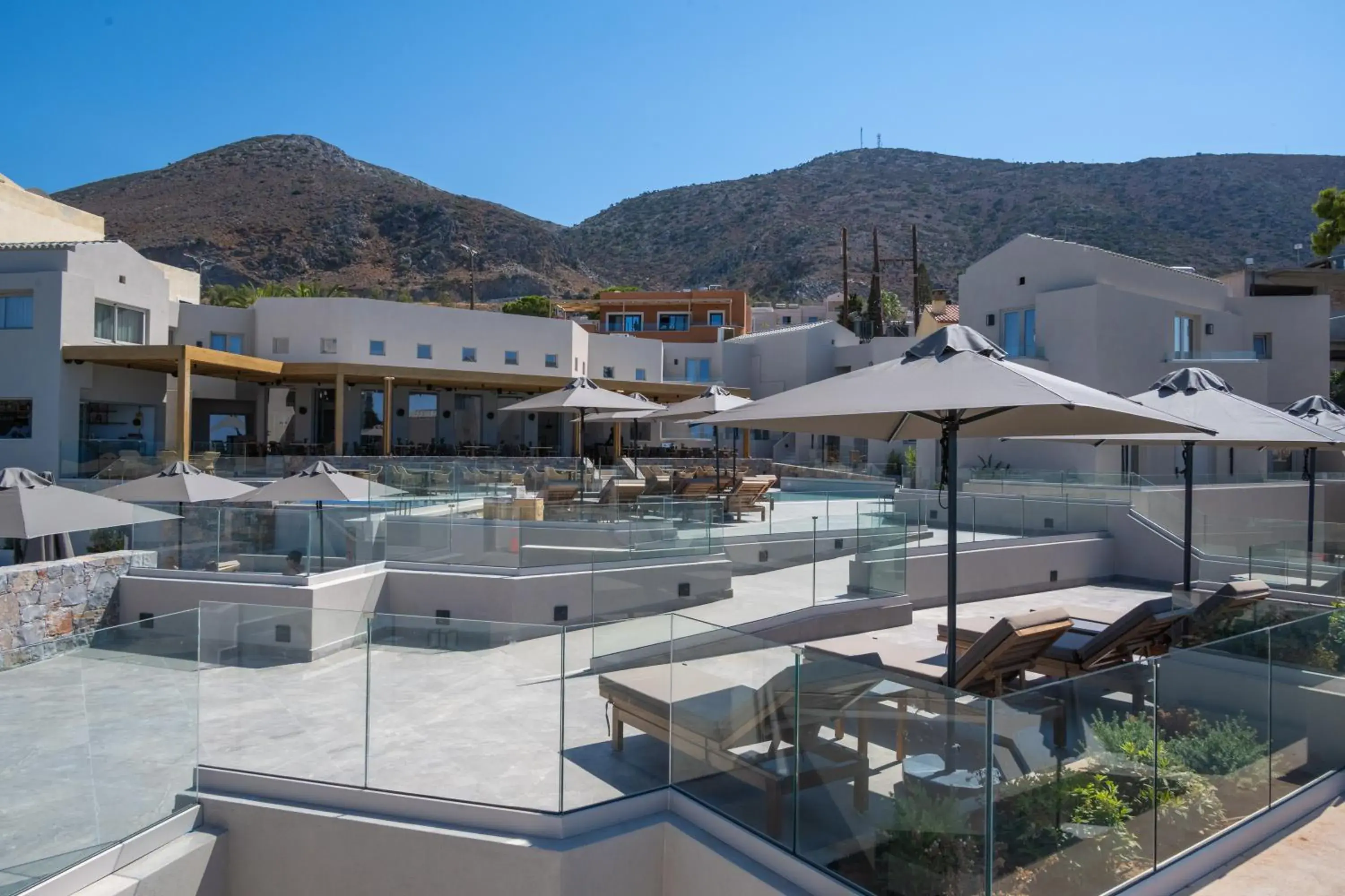 Property building in Galaxy Suites Boutique Resort Property building in Galaxy Suites Boutique Resort