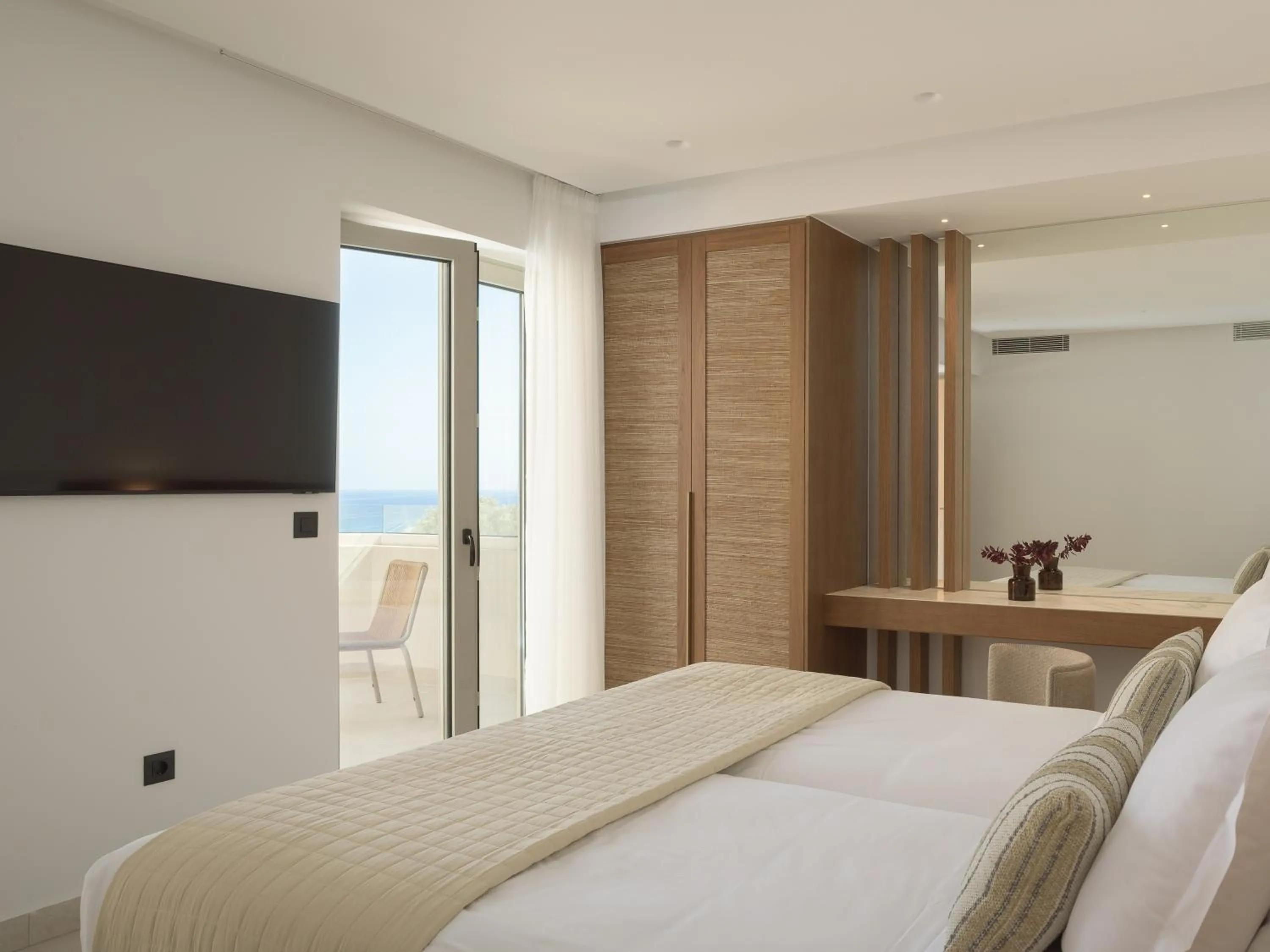 Bedroom, Bed in Galaxy Suites Boutique Resort
