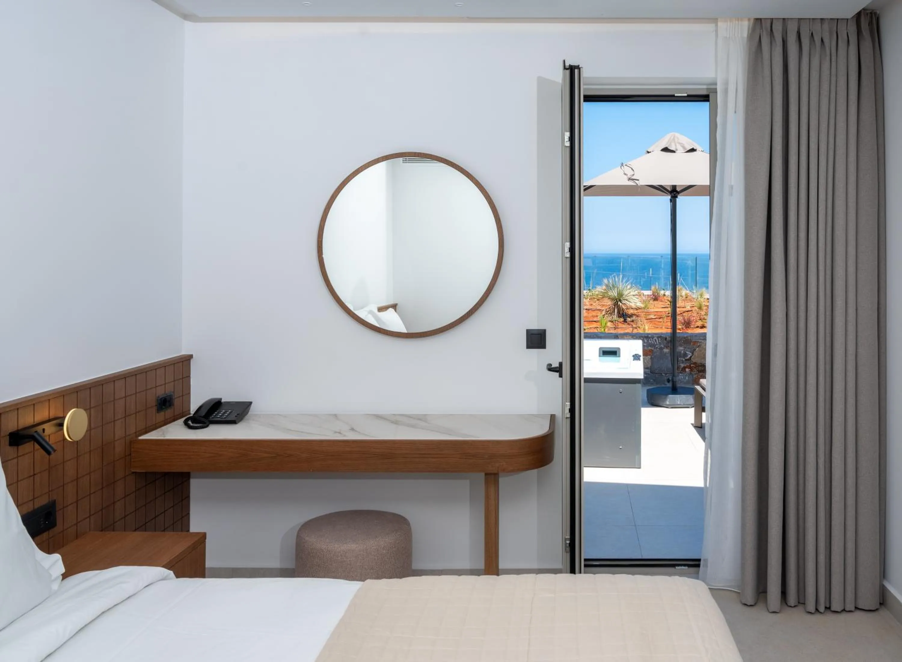 Bedroom, Bed in Galaxy Suites Boutique Resort