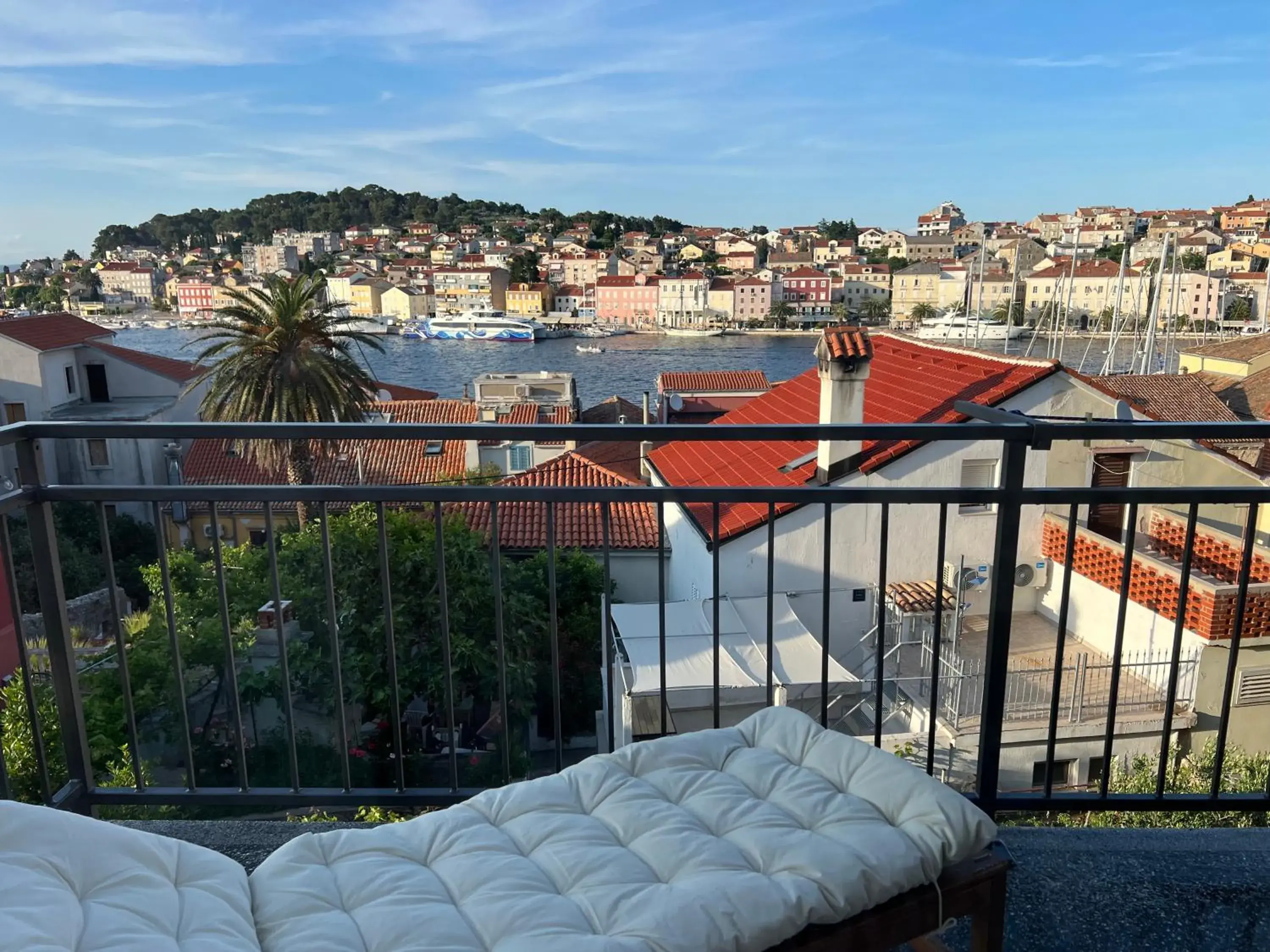 Apartment with Sea View in Enolabee Apartment with Sea View in Enolabee