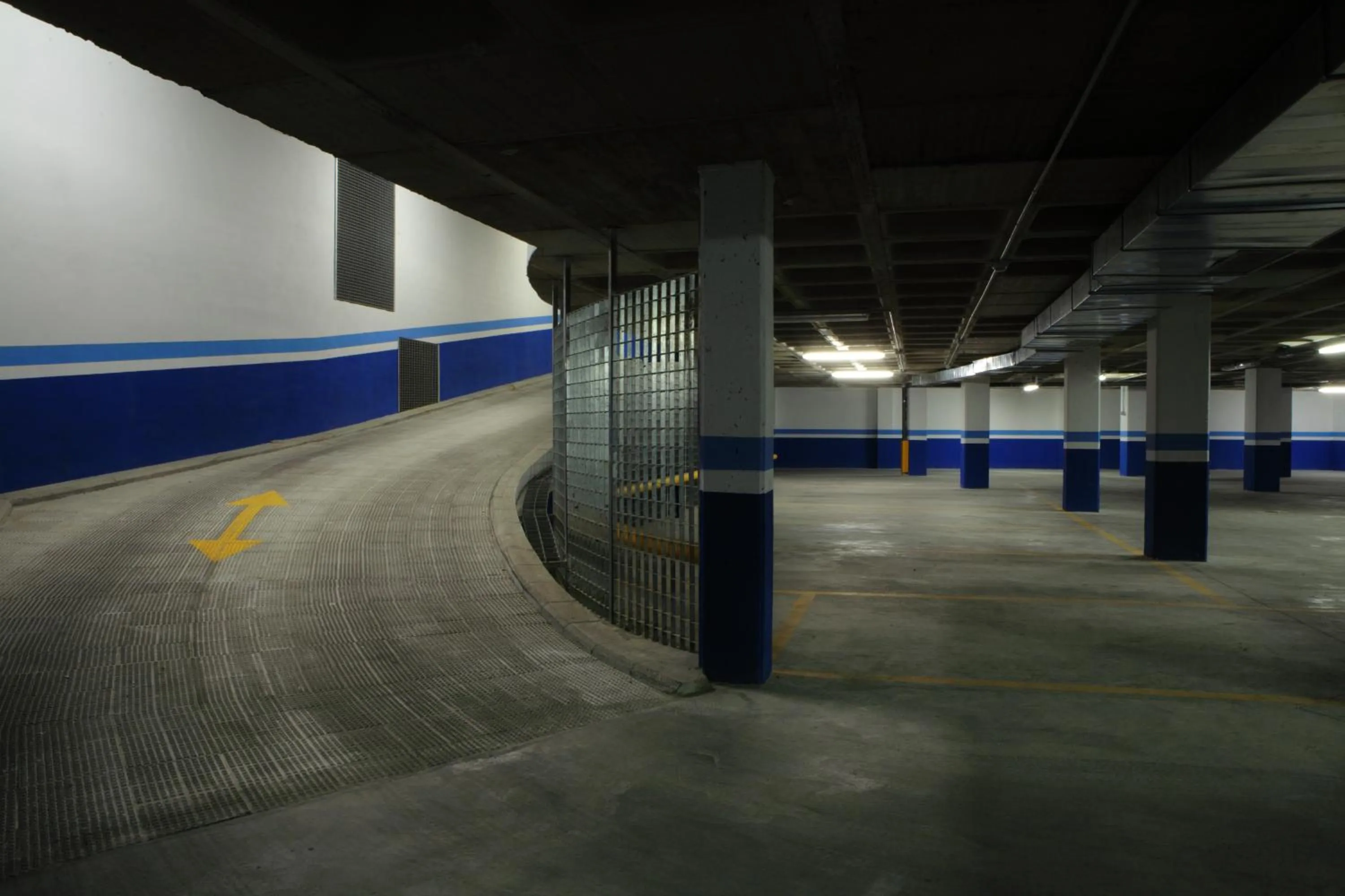 Parking in Porcel Ganivet