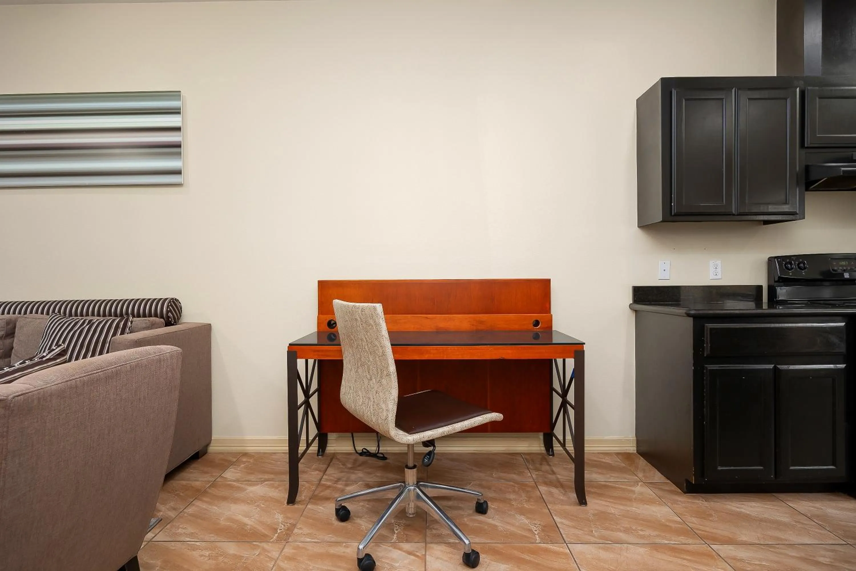 Living room in Hummingbird Haven 3 with Patio