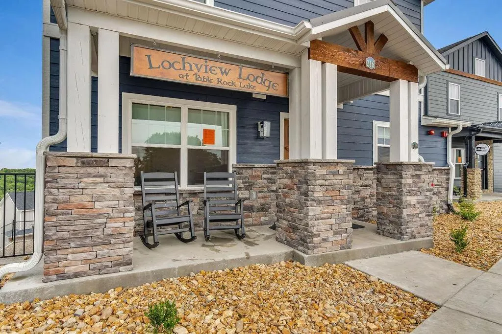 Lochview Lodge