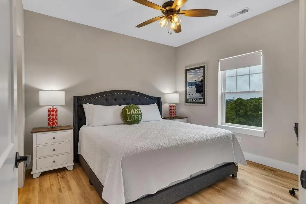 Bed in Lochview Lodge