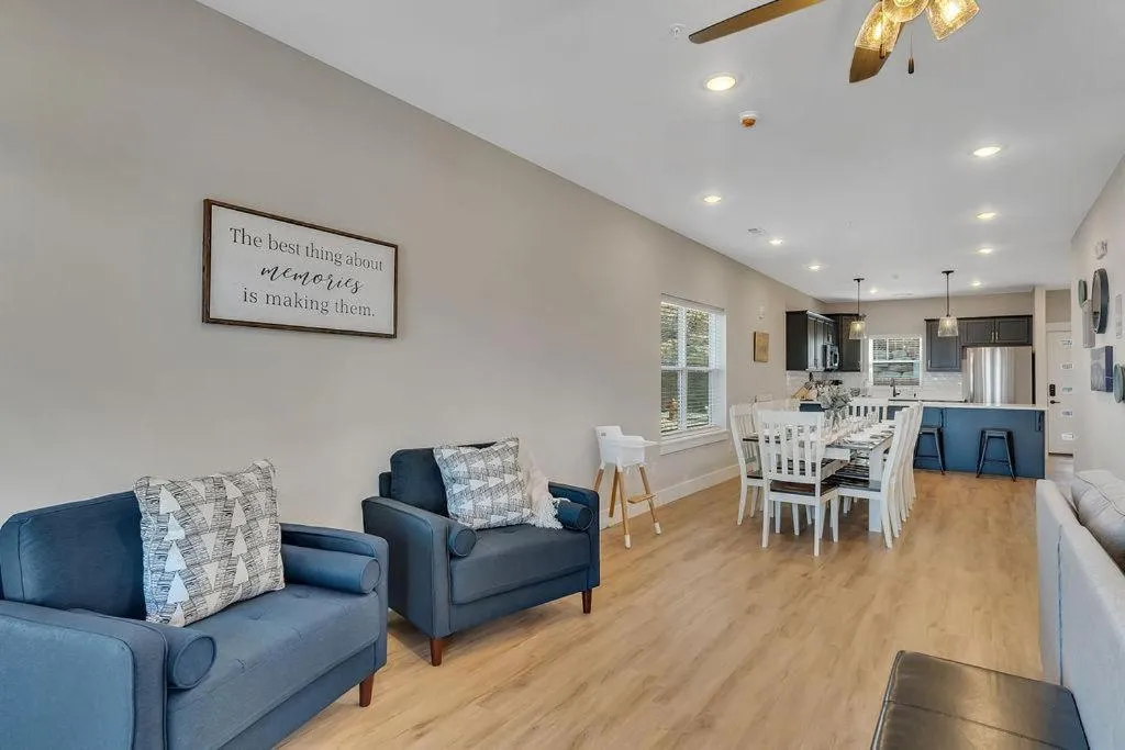 Chalet 1896 at Table Rock Lake