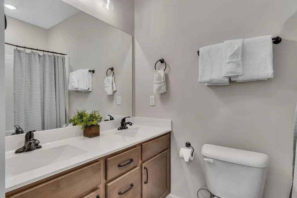 Chalet 1896 at Table Rock Lake