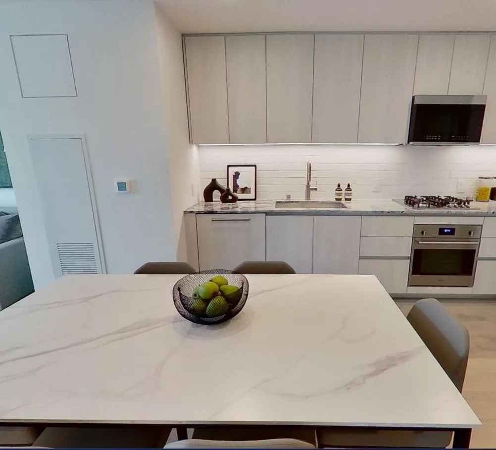 Dining area in Level Long Beach - East Village