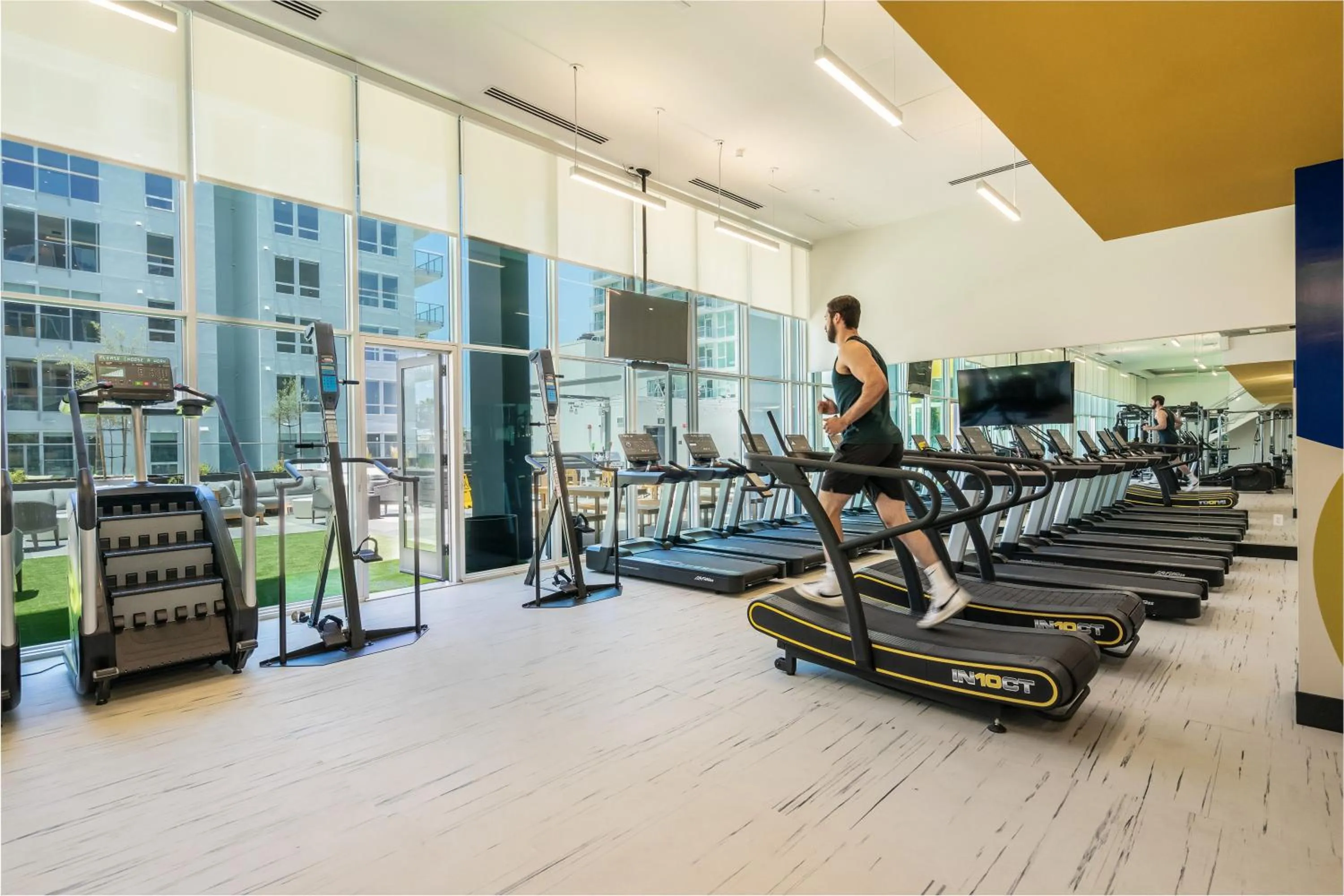 Fitness centre/facilities in Level Long Beach - East Village
