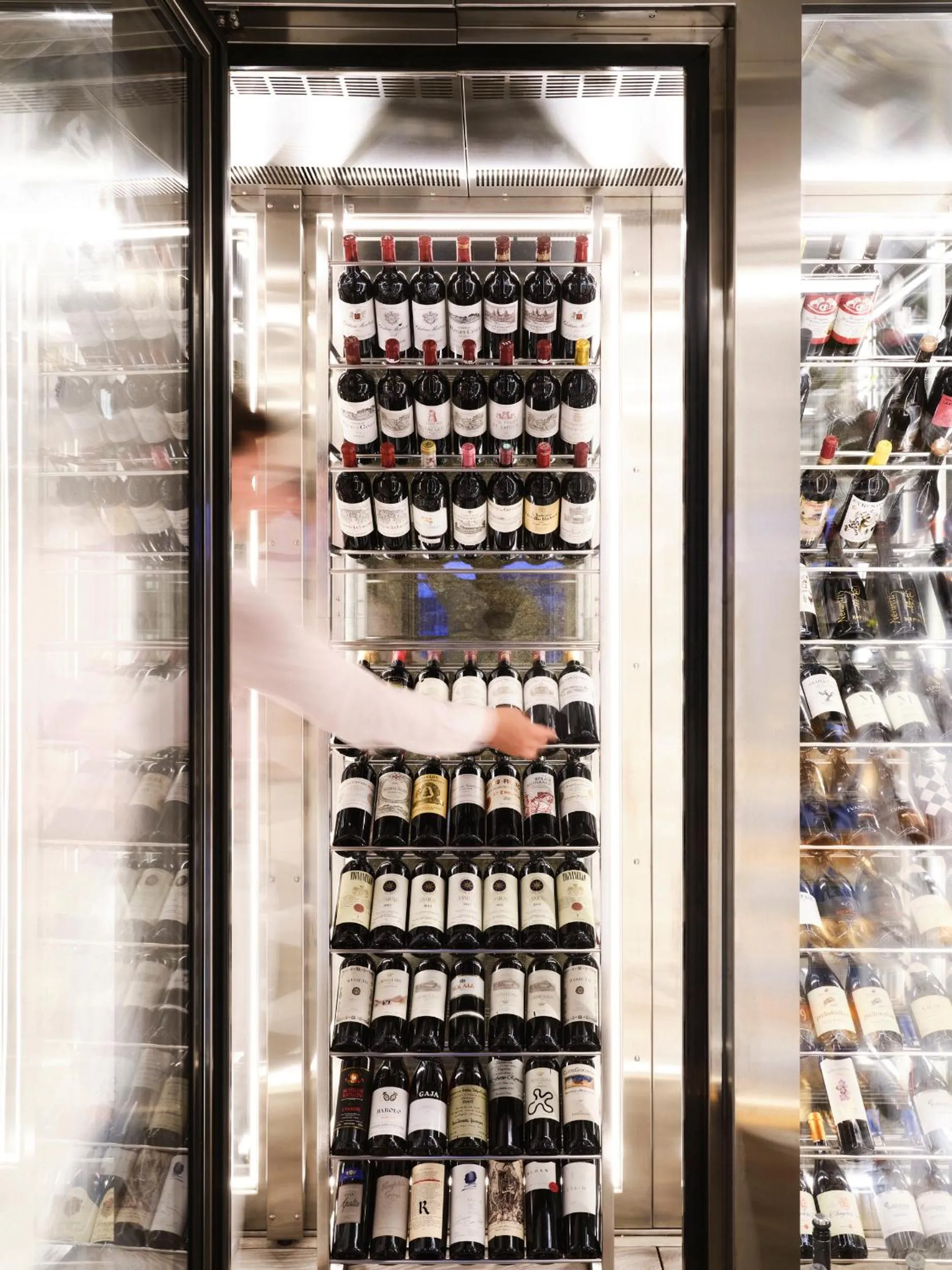 Drinks in Bill&Coo Mykonos-The Leading Hotels of the World