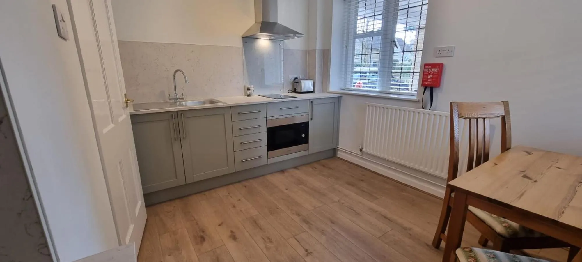 Kitchen or kitchenette in Yew Tree House