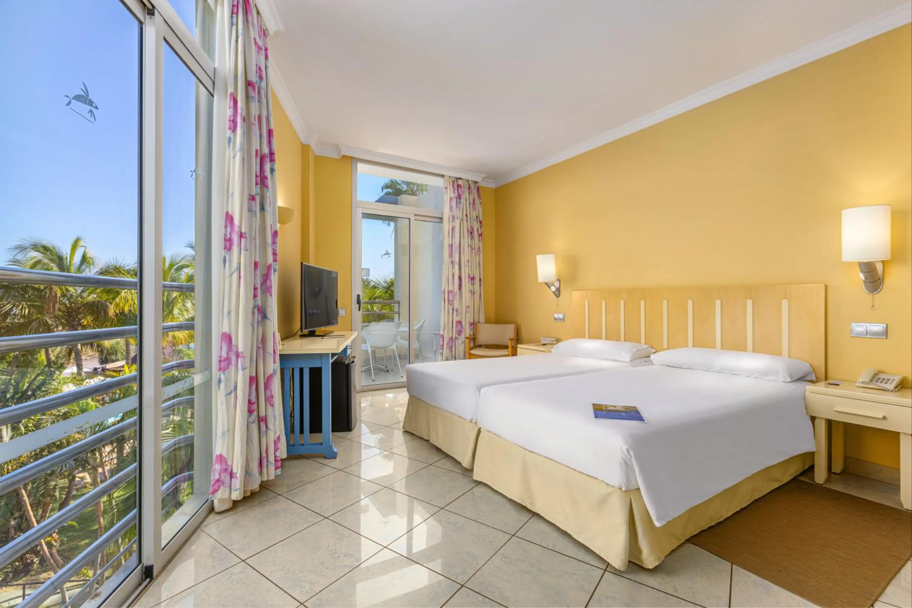 Bed in IFA Altamarena by Lopesan Hotels