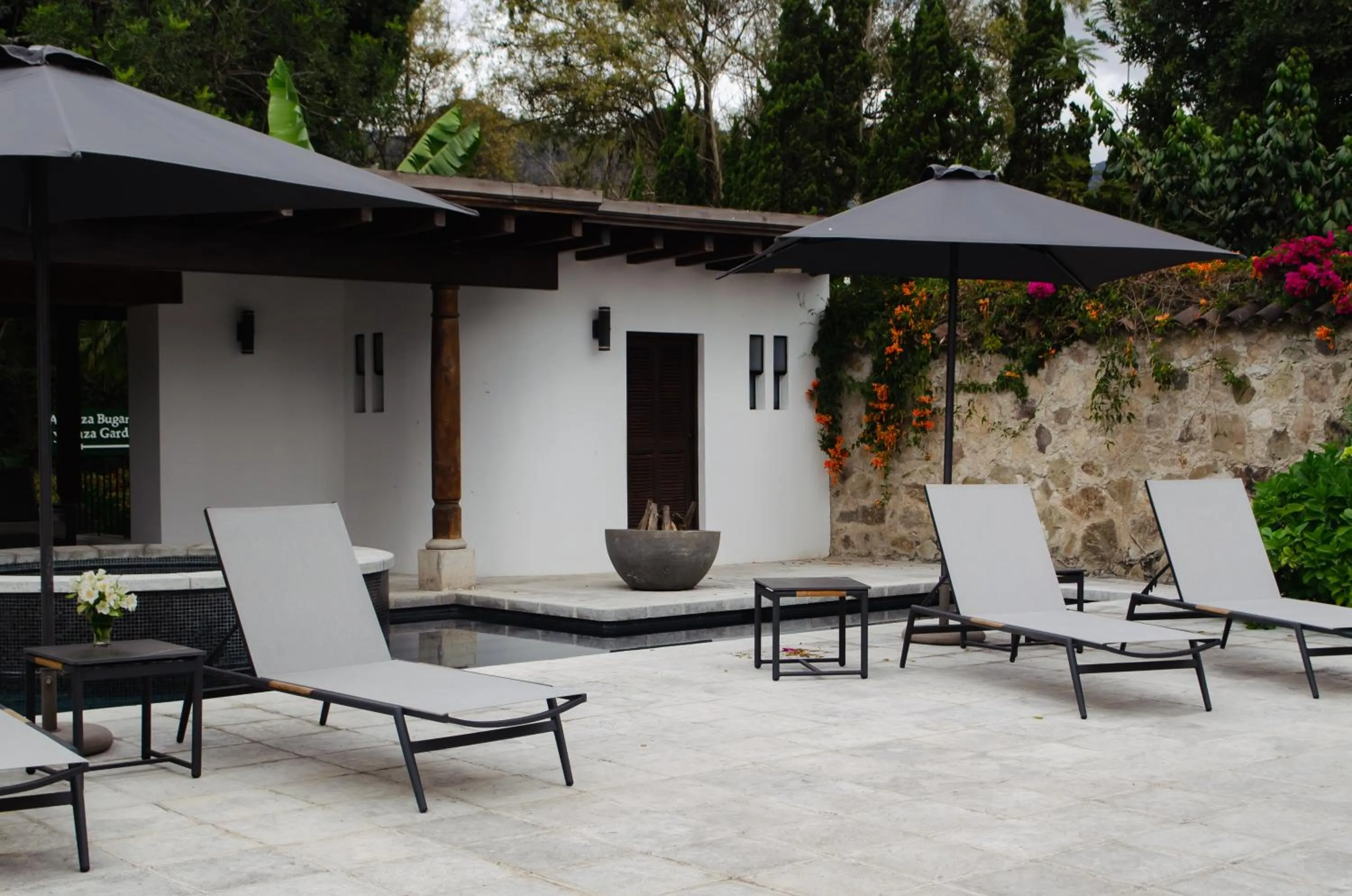 Swimming pool in Villa Las Mil Flores