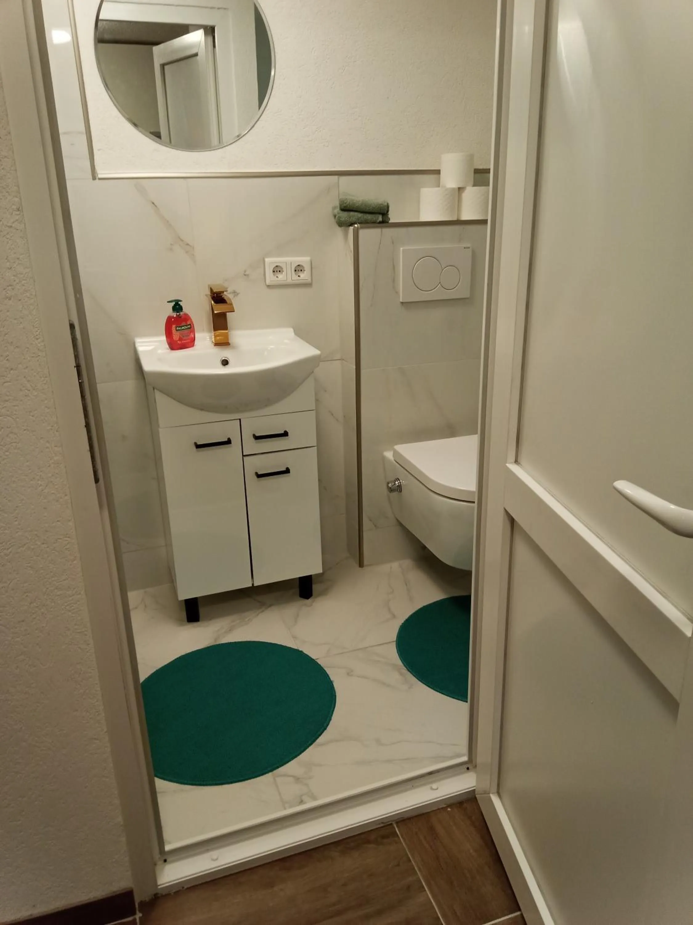 Bathroom in Apartment Malti