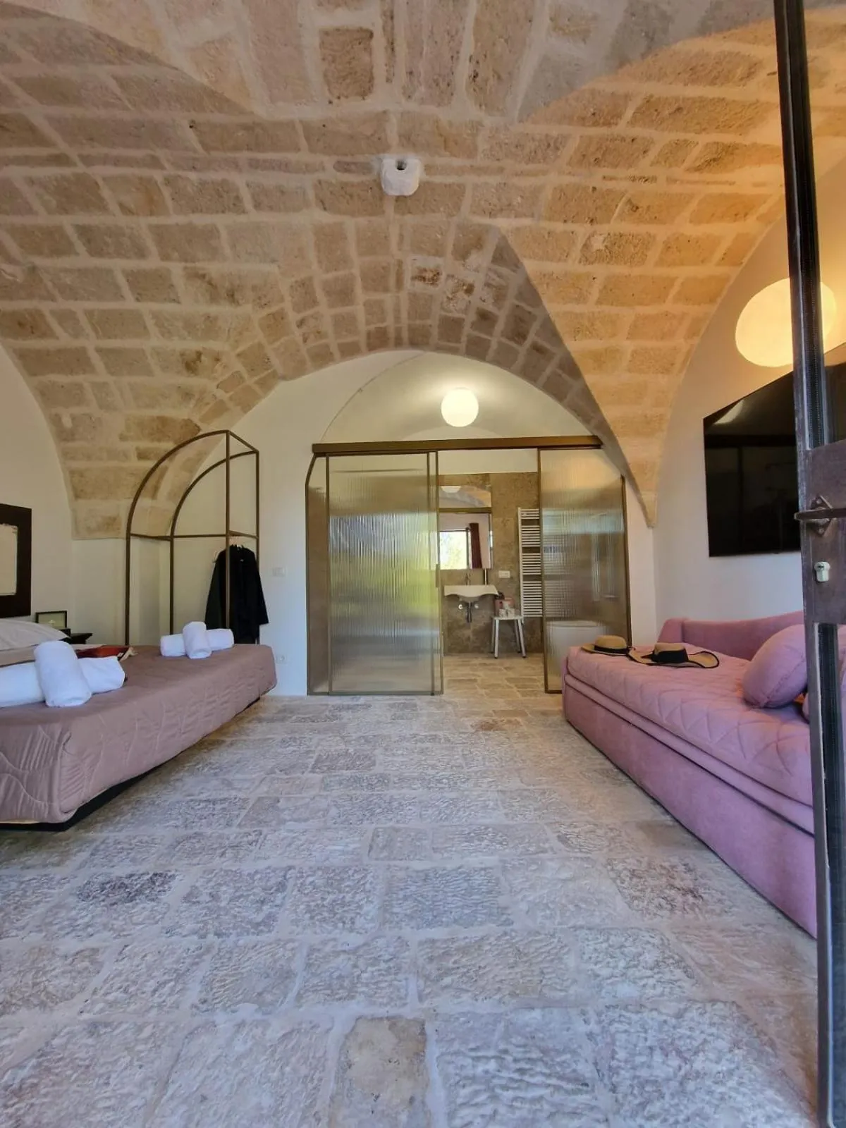 Bedroom in Imperial Paradise