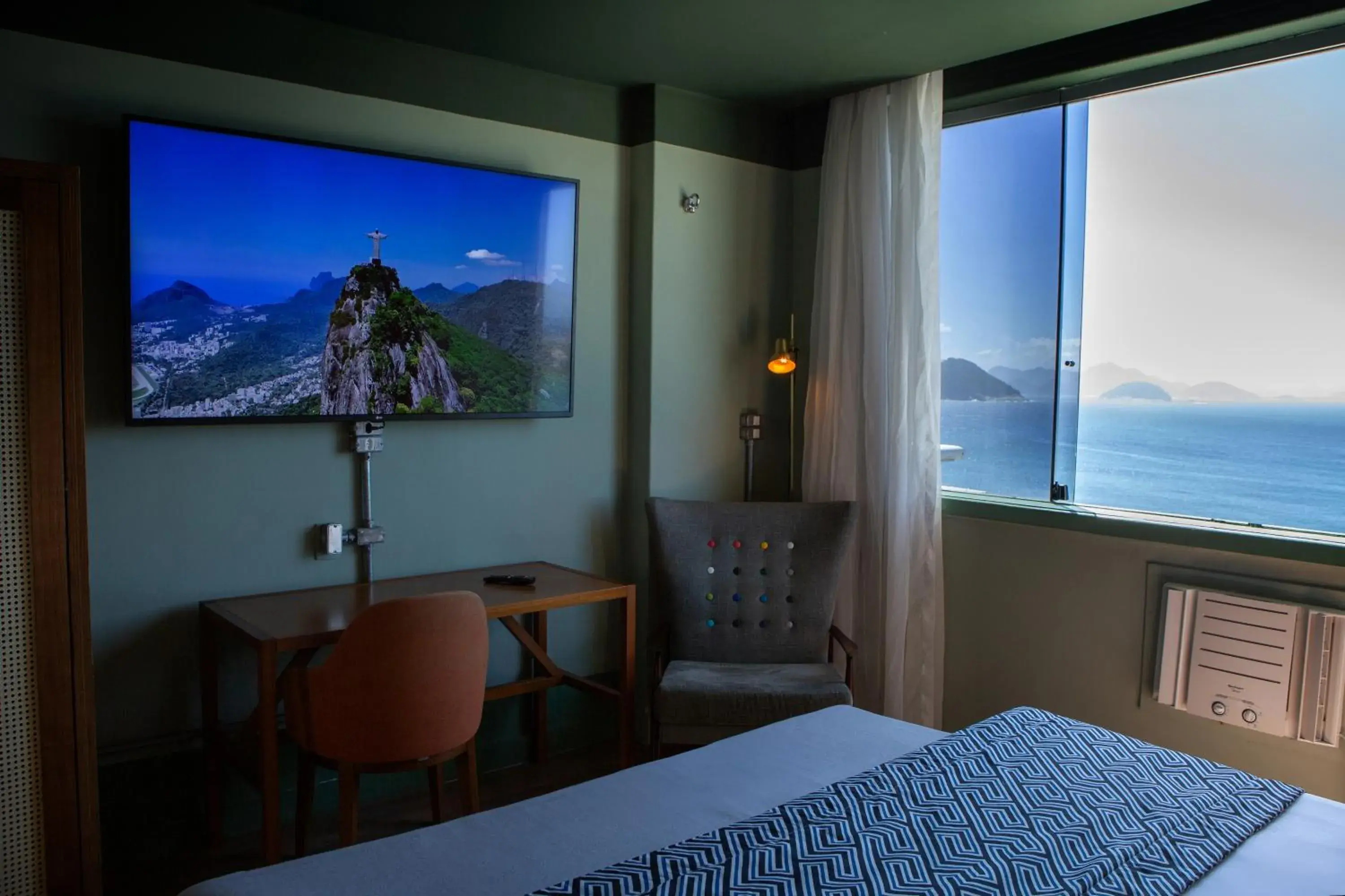 Bedroom, Bed in Socialtel Copacabana Bedroom, Bed in Socialtel Copacabana