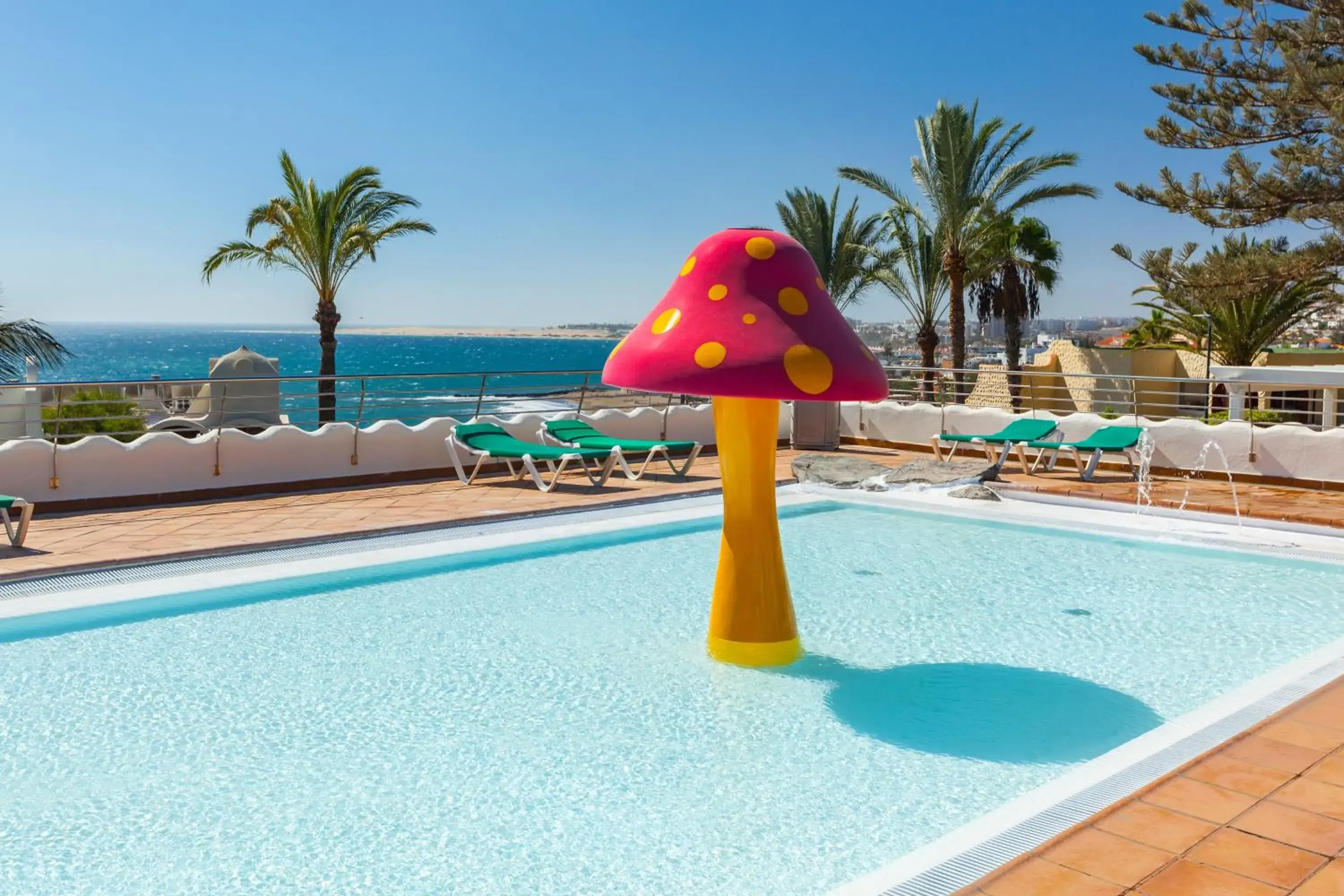 Swimming pool in Abora Interclub Atlantic by Lopesan Hotels Swimming pool in Abora Interclub Atlantic by Lopesan Hotels