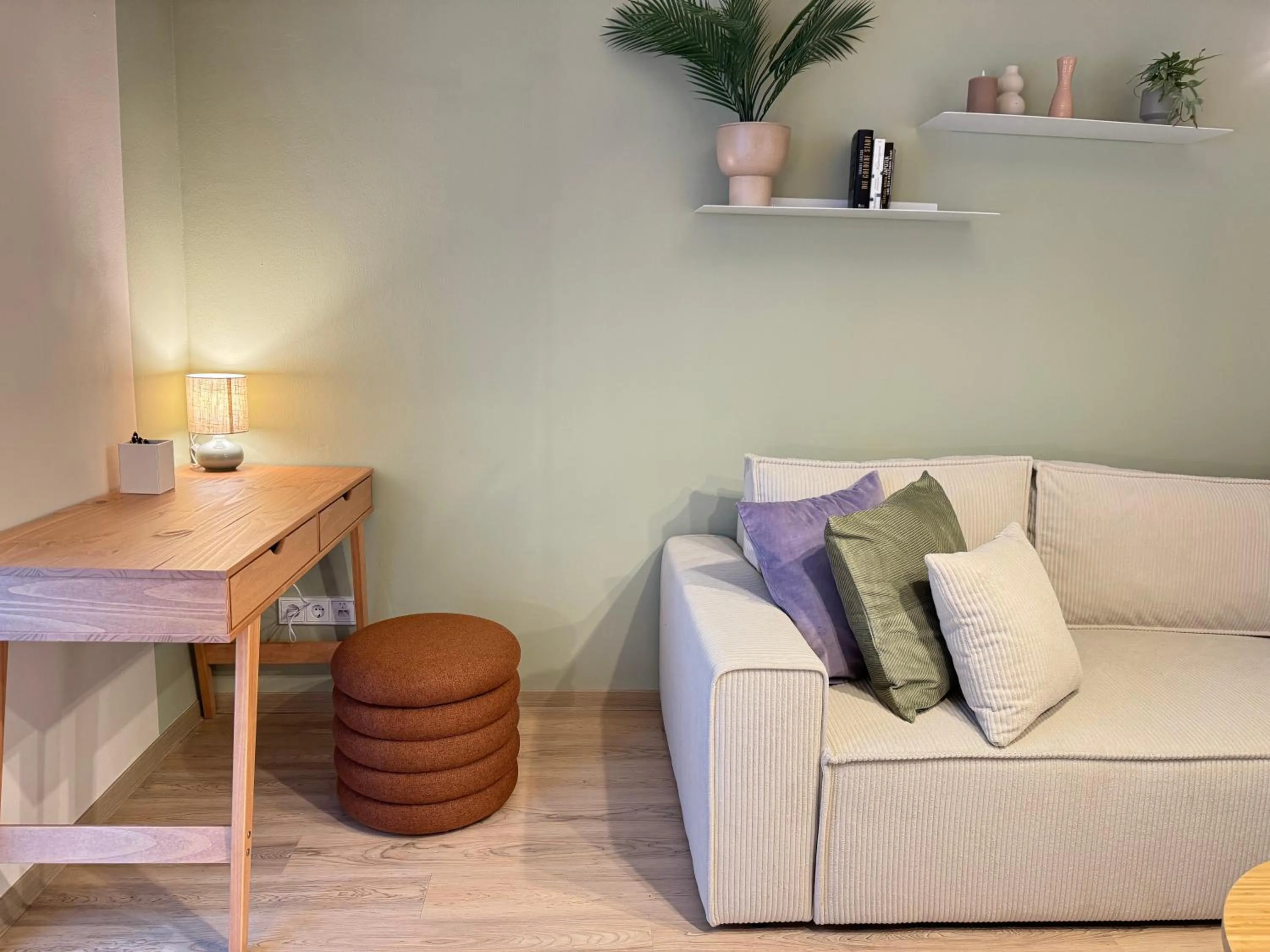 LIGHTPLACE • Design • Boxspring • Balkon • 2 Smart TV •Innenstadt