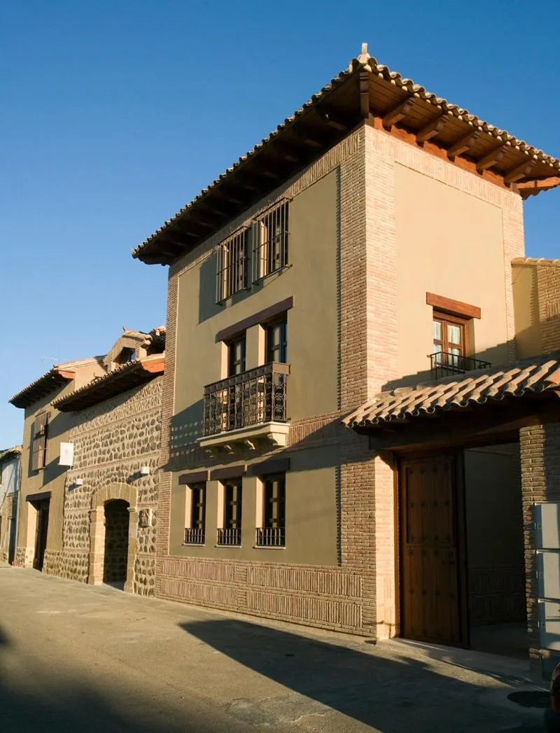Facade/entrance in Posada Los Condestables Hotel & Spa
