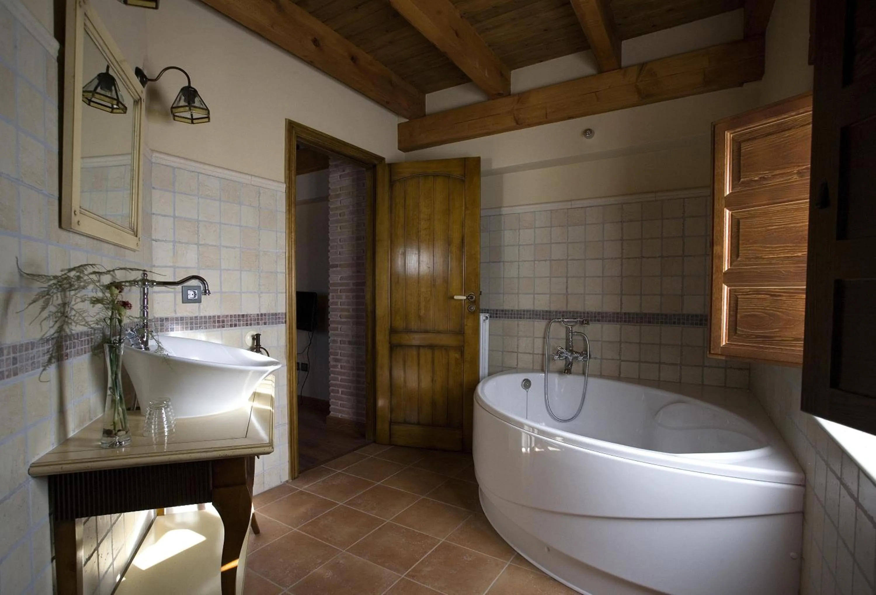 Bathroom in Posada Los Condestables Hotel & Spa