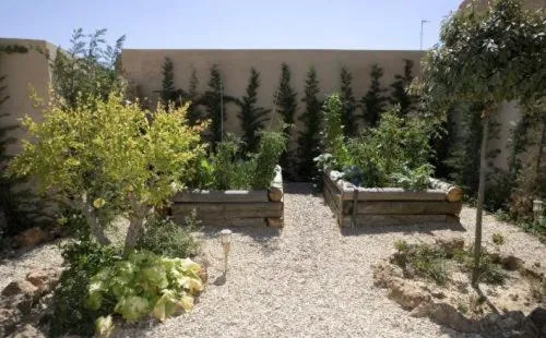 Garden in Posada Los Condestables Hotel & Spa