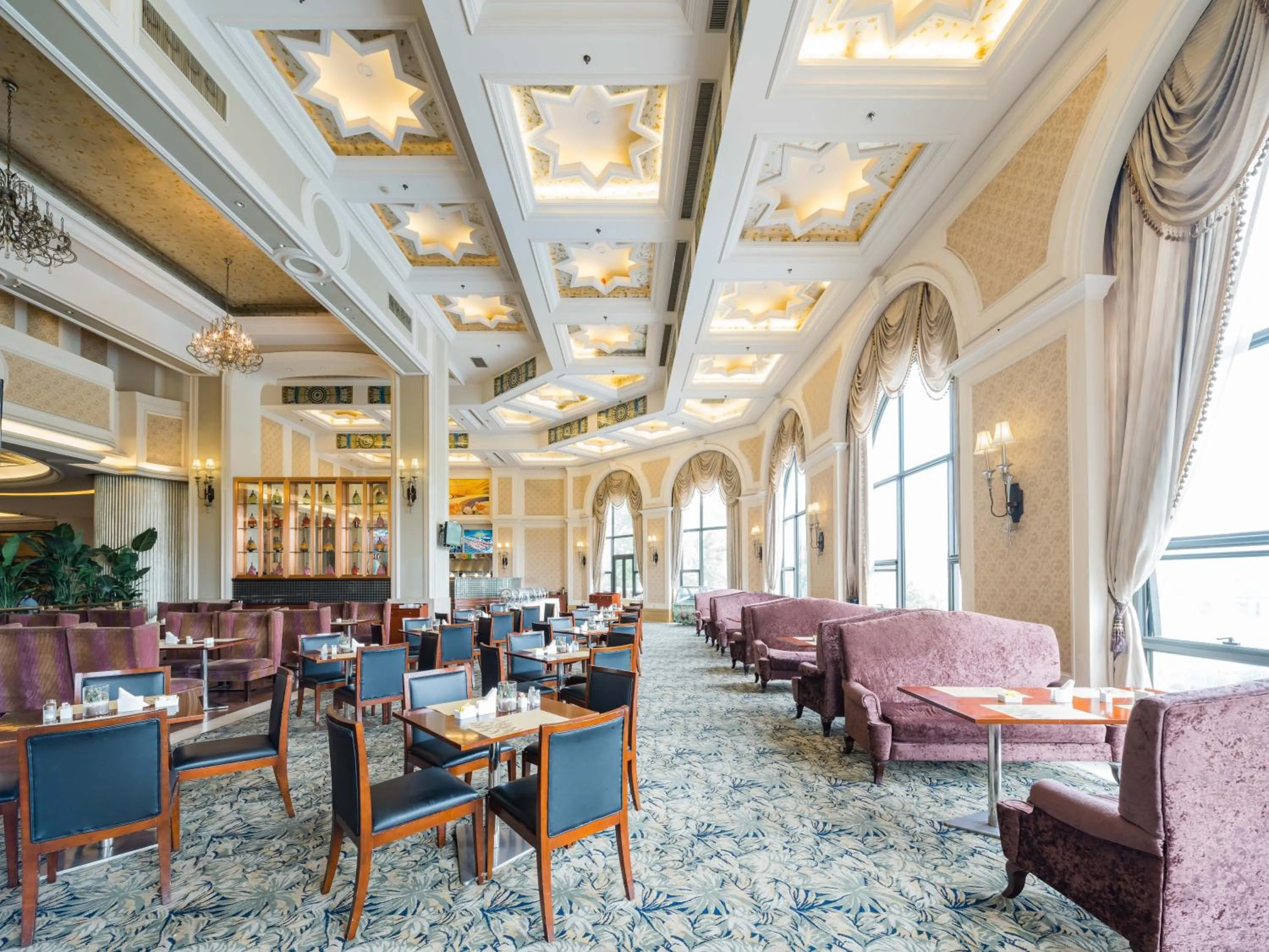 Restaurant/places to eat in S&N Hotel Chaohu