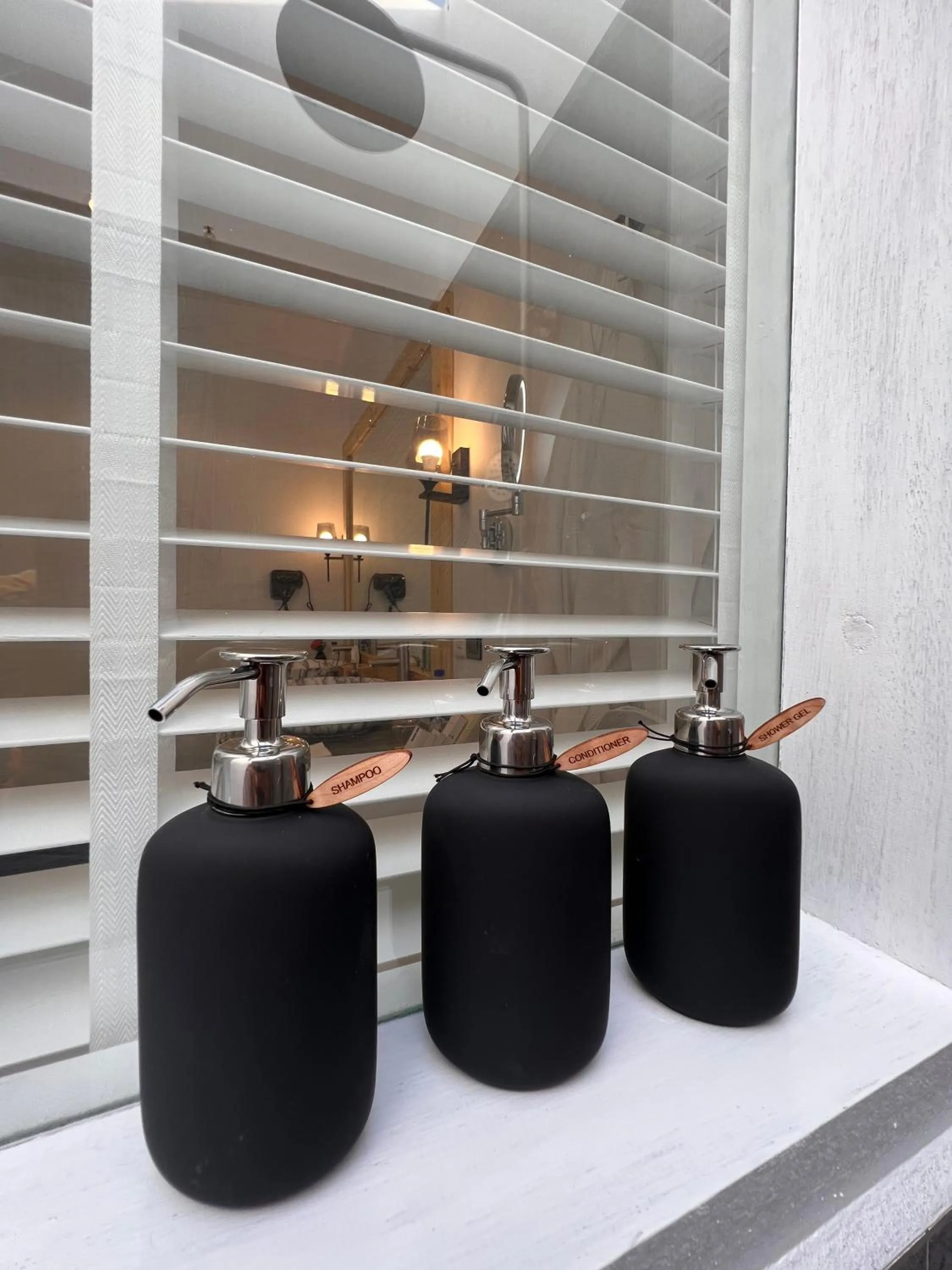 Open Air Bath in Seaside Dhigurah