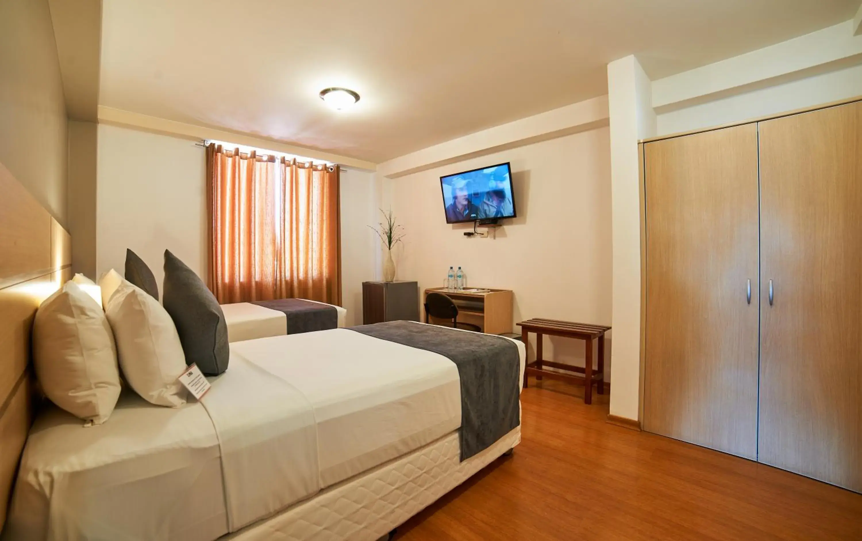 Superior Twin Room in Xima Central Tacna Superior Twin Room in Xima Central Tacna