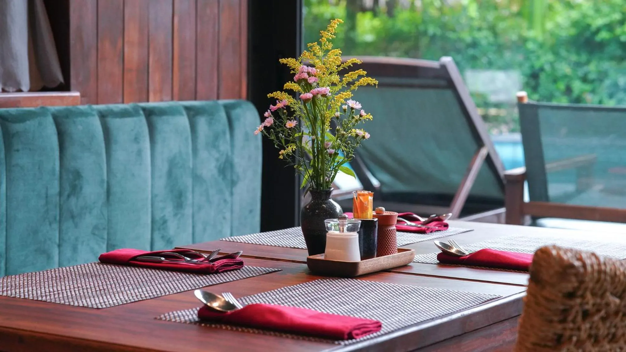 Restaurant/places to eat in CHiEM HoiAn - The Beachside Boutique Hotel & Villa