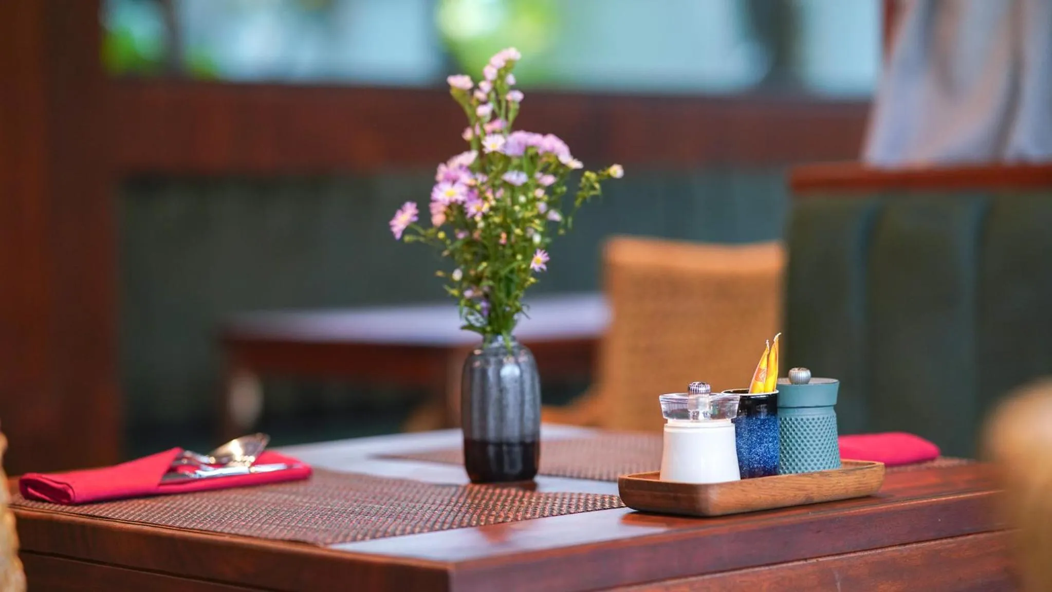 Food and drinks in CHiEM HoiAn - The Beachside Boutique Hotel & Villa