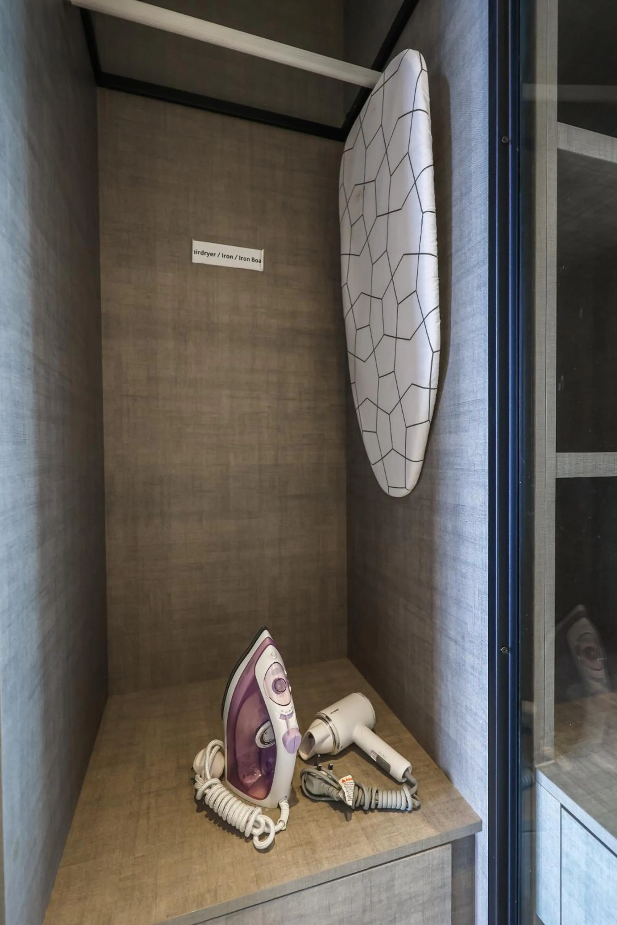 Millerz Square by MyKey