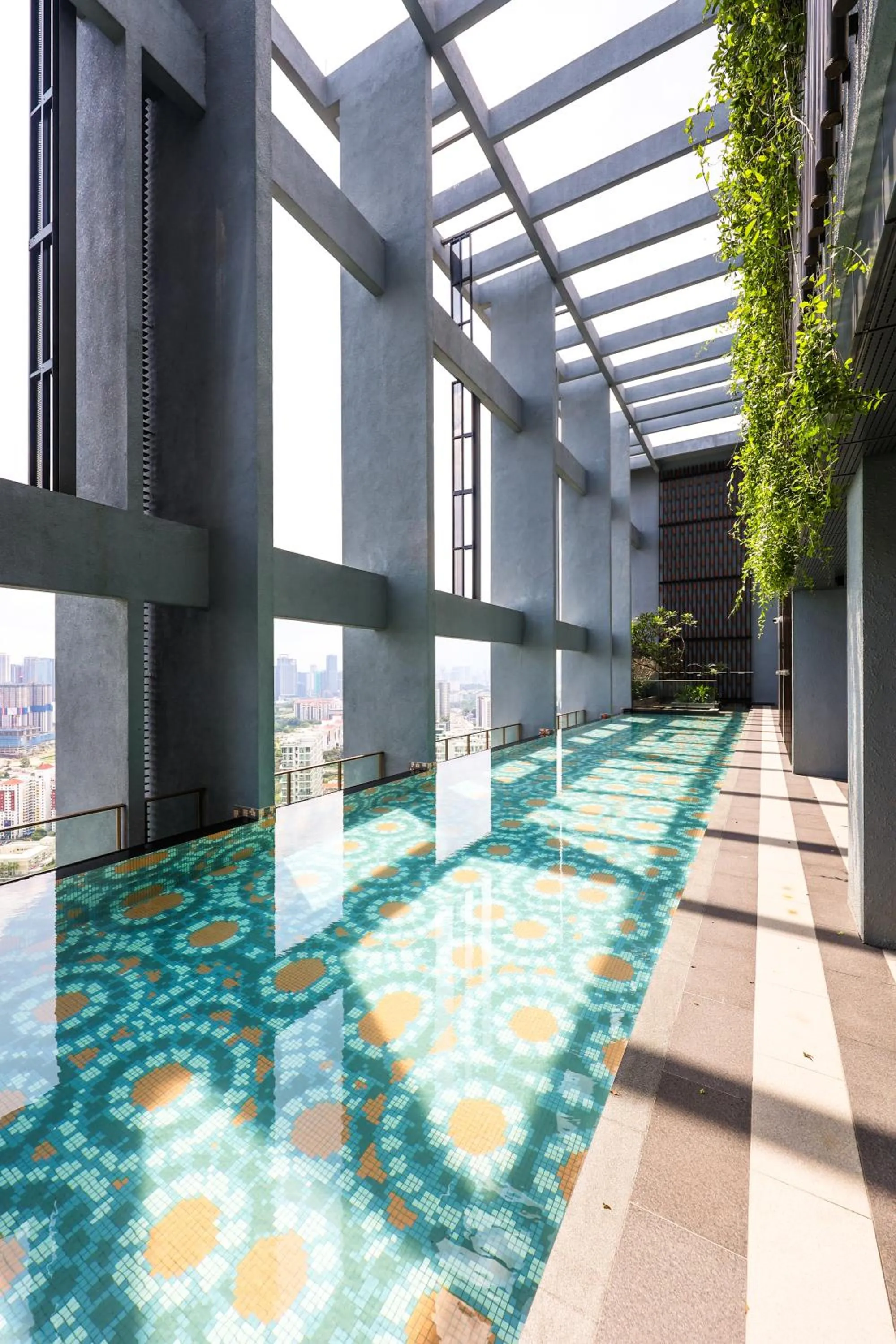 Swimming pool in Millerz Square by MyKey