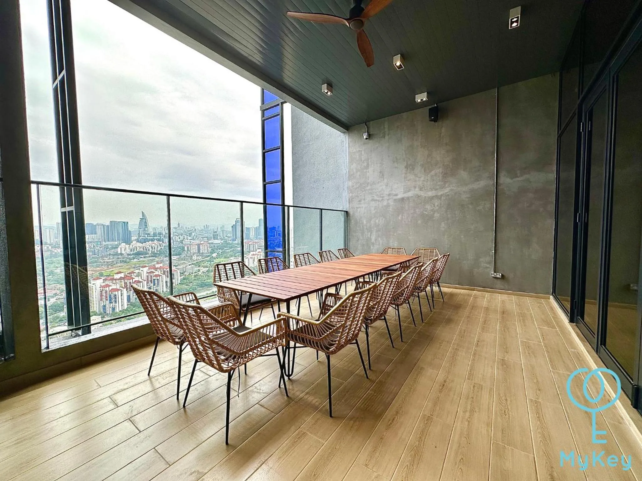 Dining area in Millerz Square by MyKey