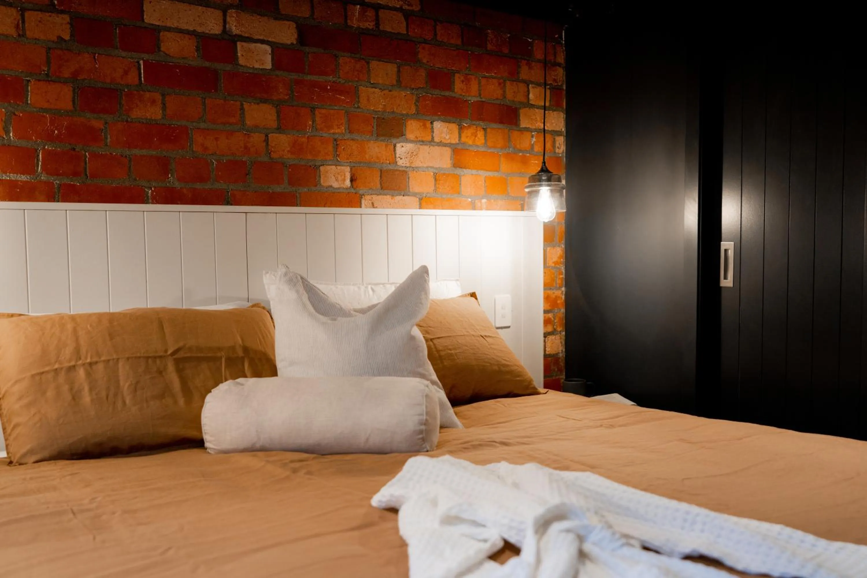 Bed in The Cobbler Hotel