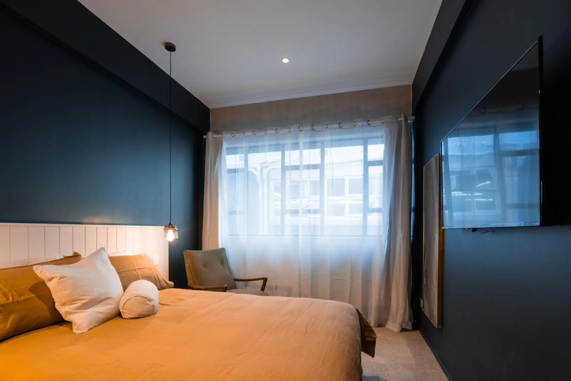 Bed in The Cobbler Hotel