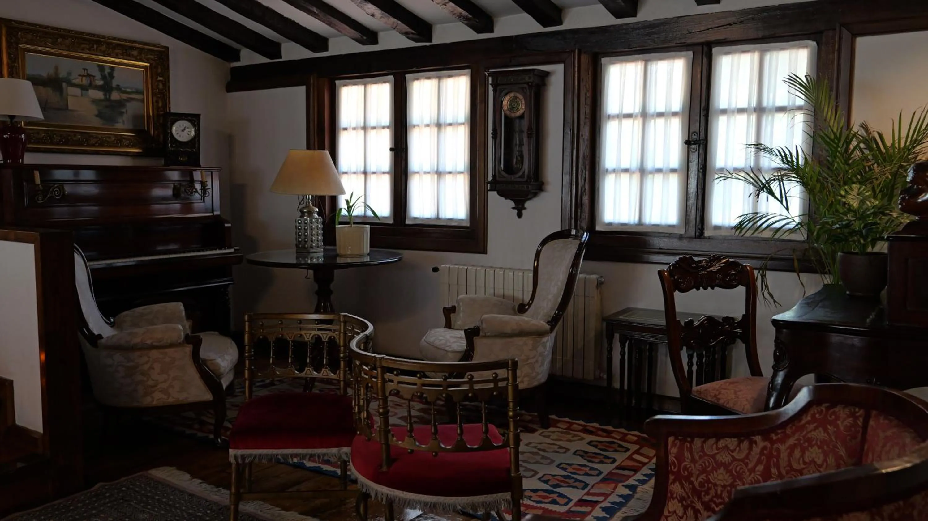 Living room in Hotel Santillana