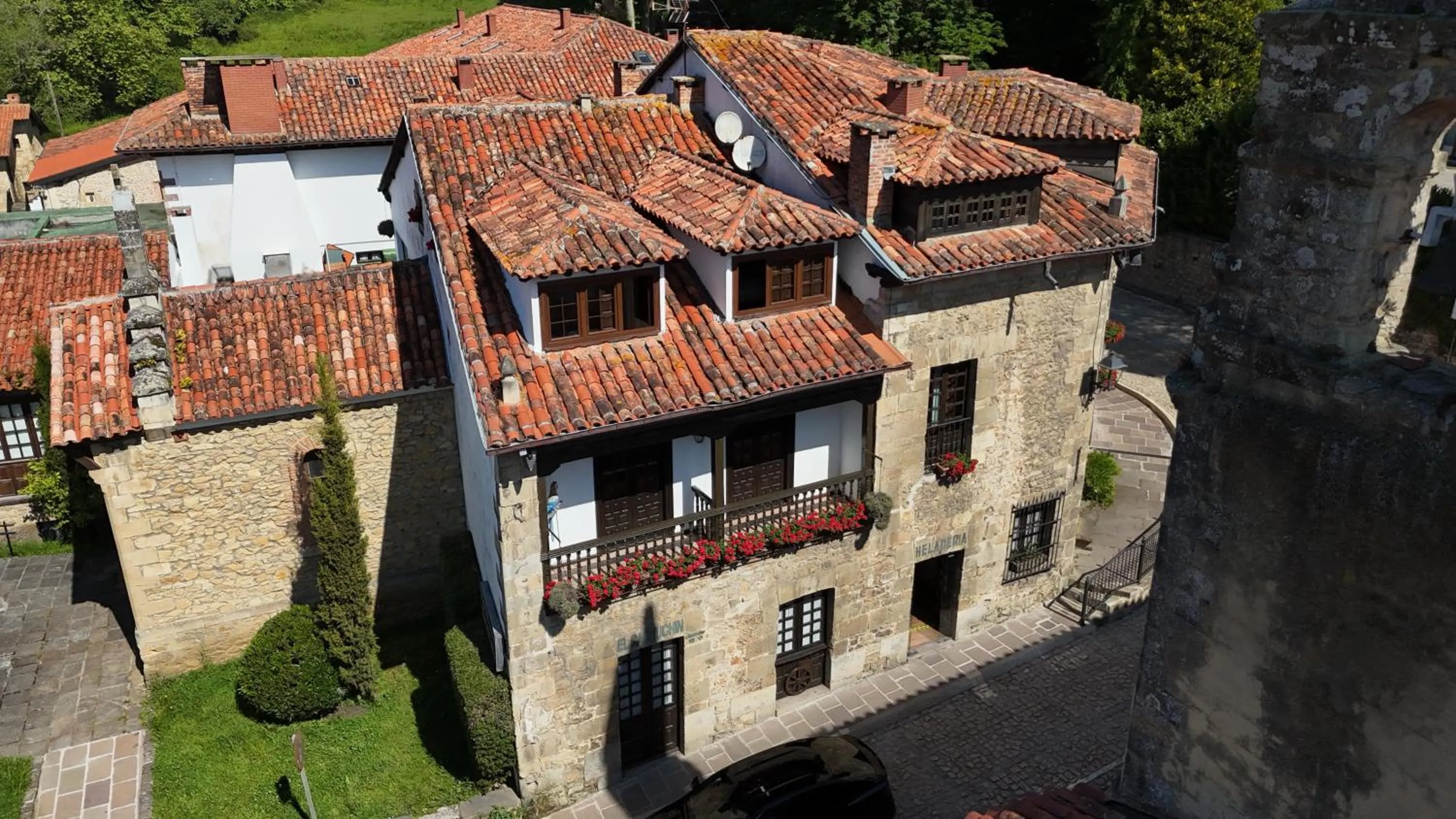 Property building in Hotel Santillana