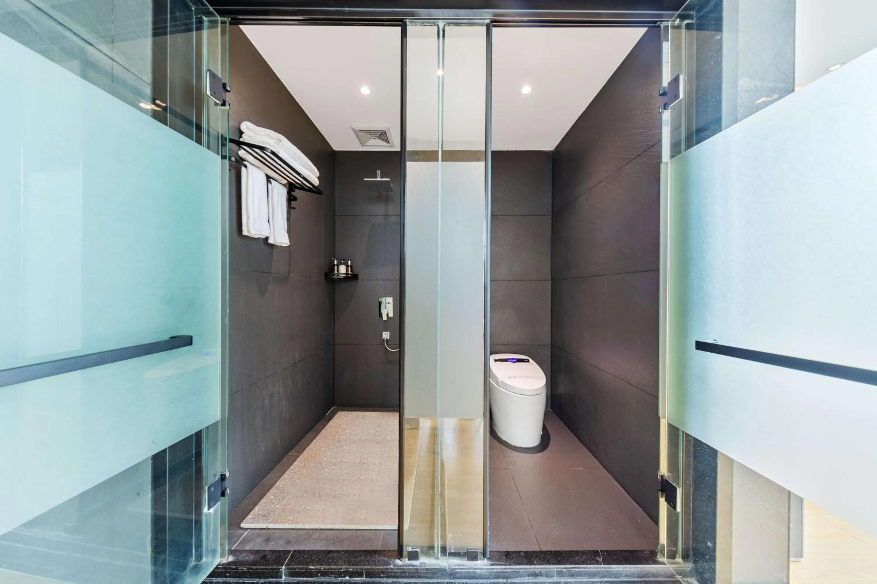 Bathroom in XMAN Sunrise Peaks Resort