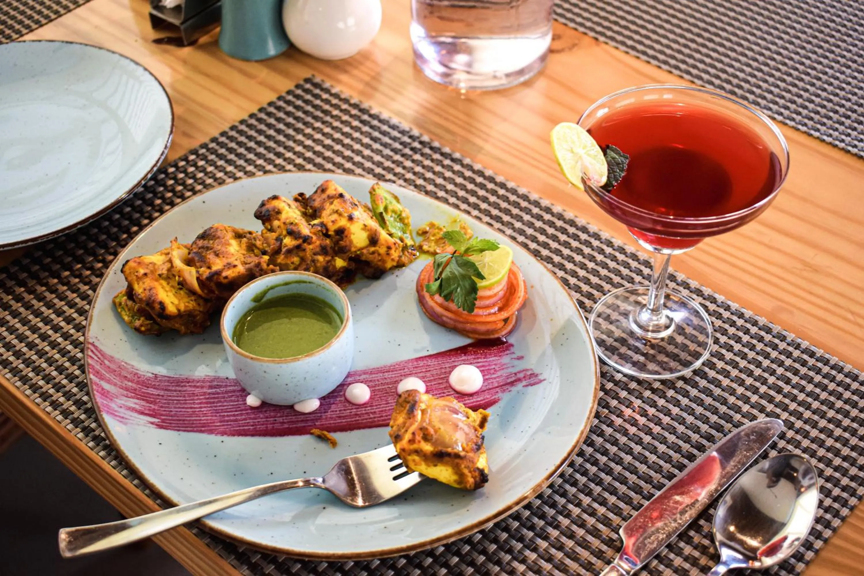 Food and drinks in Pride Hotel And Resort Rishikesh