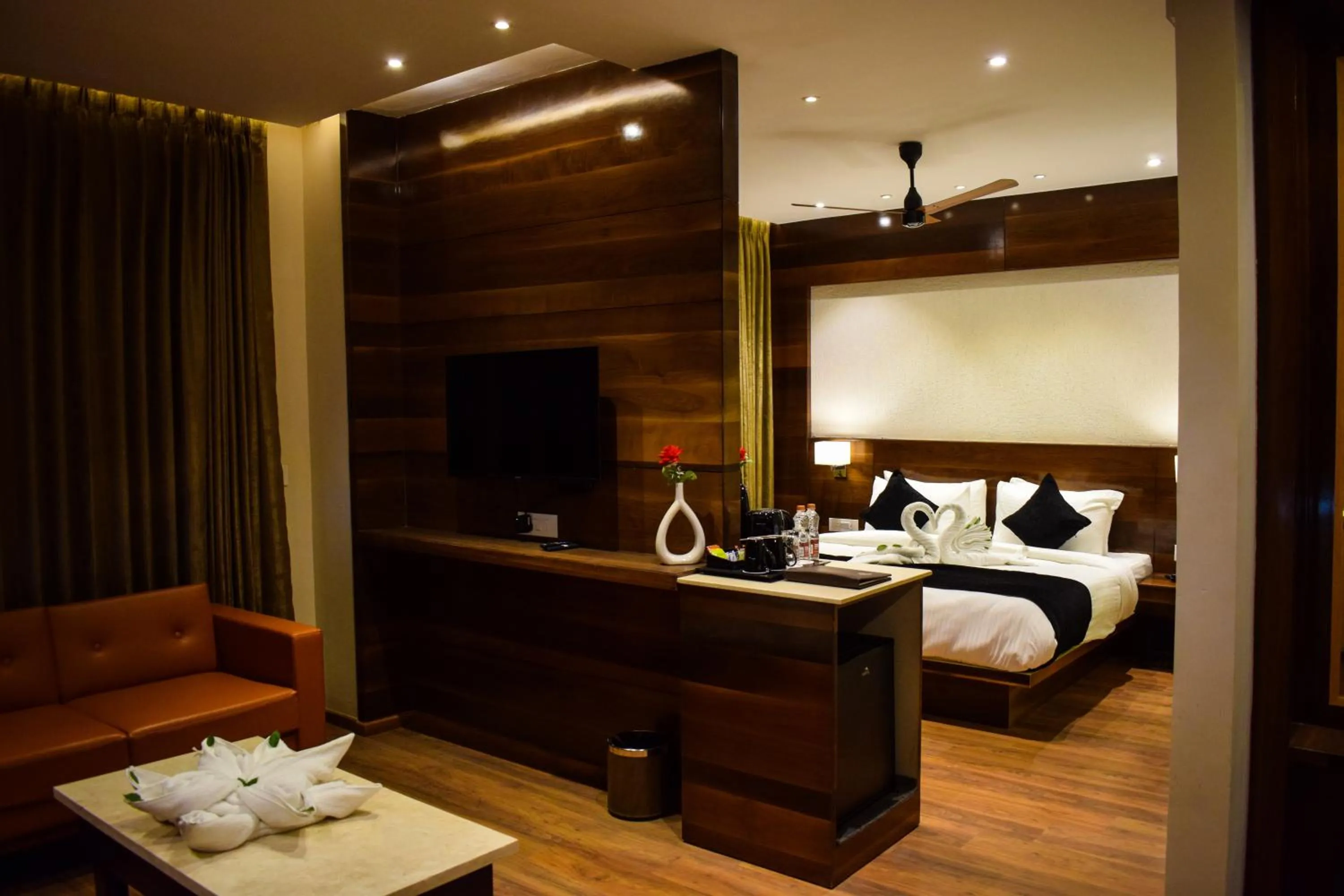 Bed in Pride Hotel And Resort Rishikesh