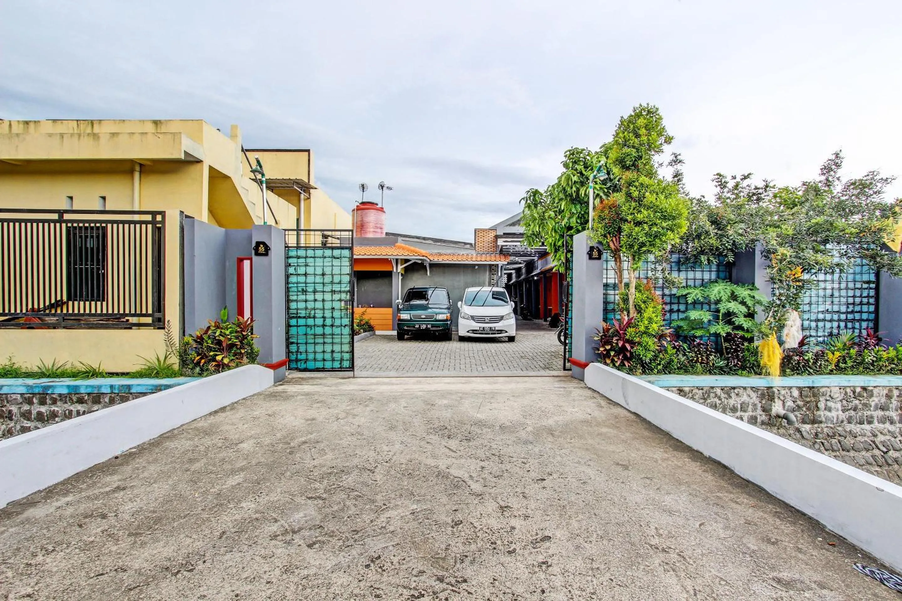 Property building in Hotel O Amole Paviliun Syariah