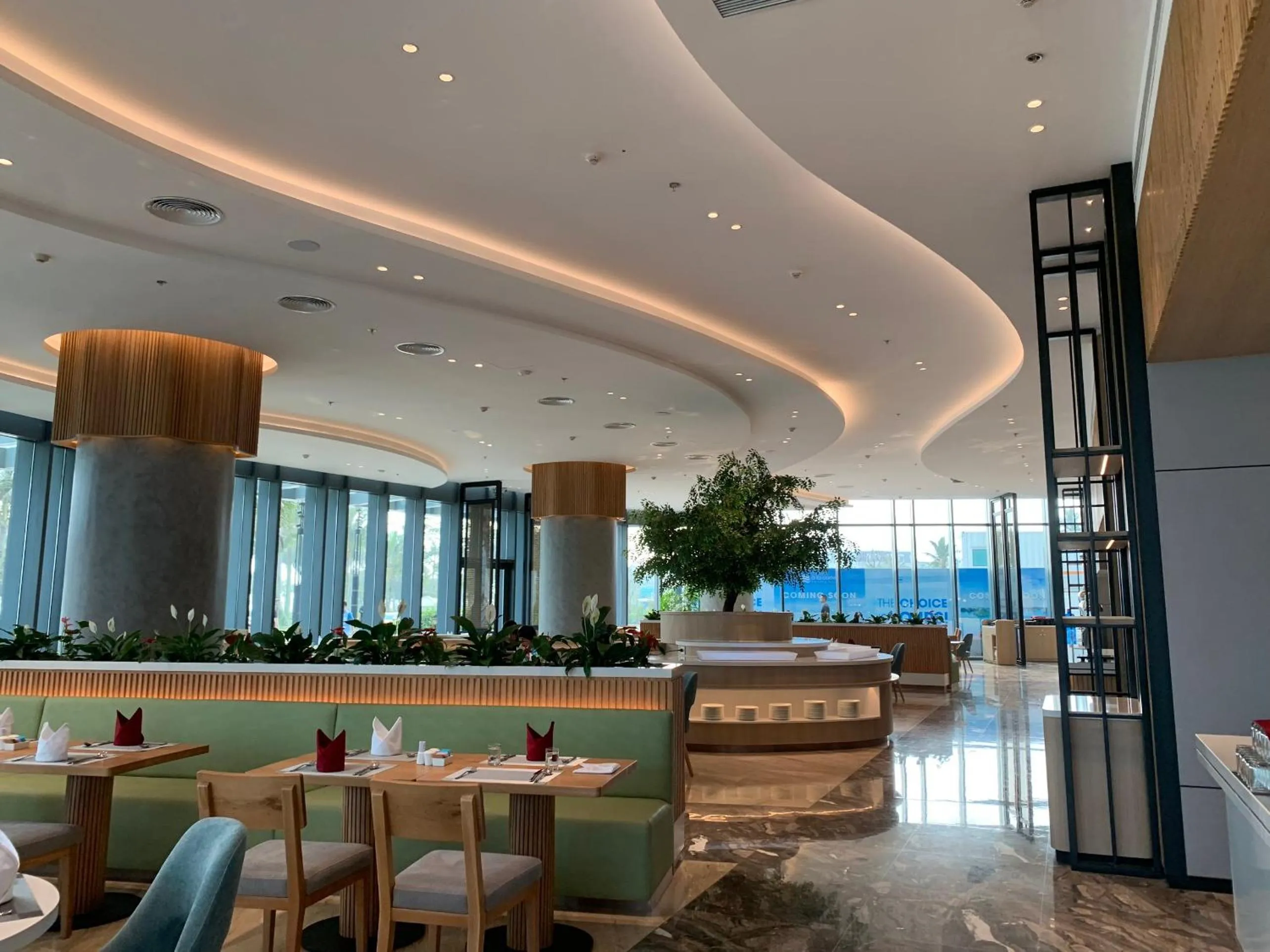 Restaurant/places to eat in HB Serviced Apartment - Alacarte Hạ Long