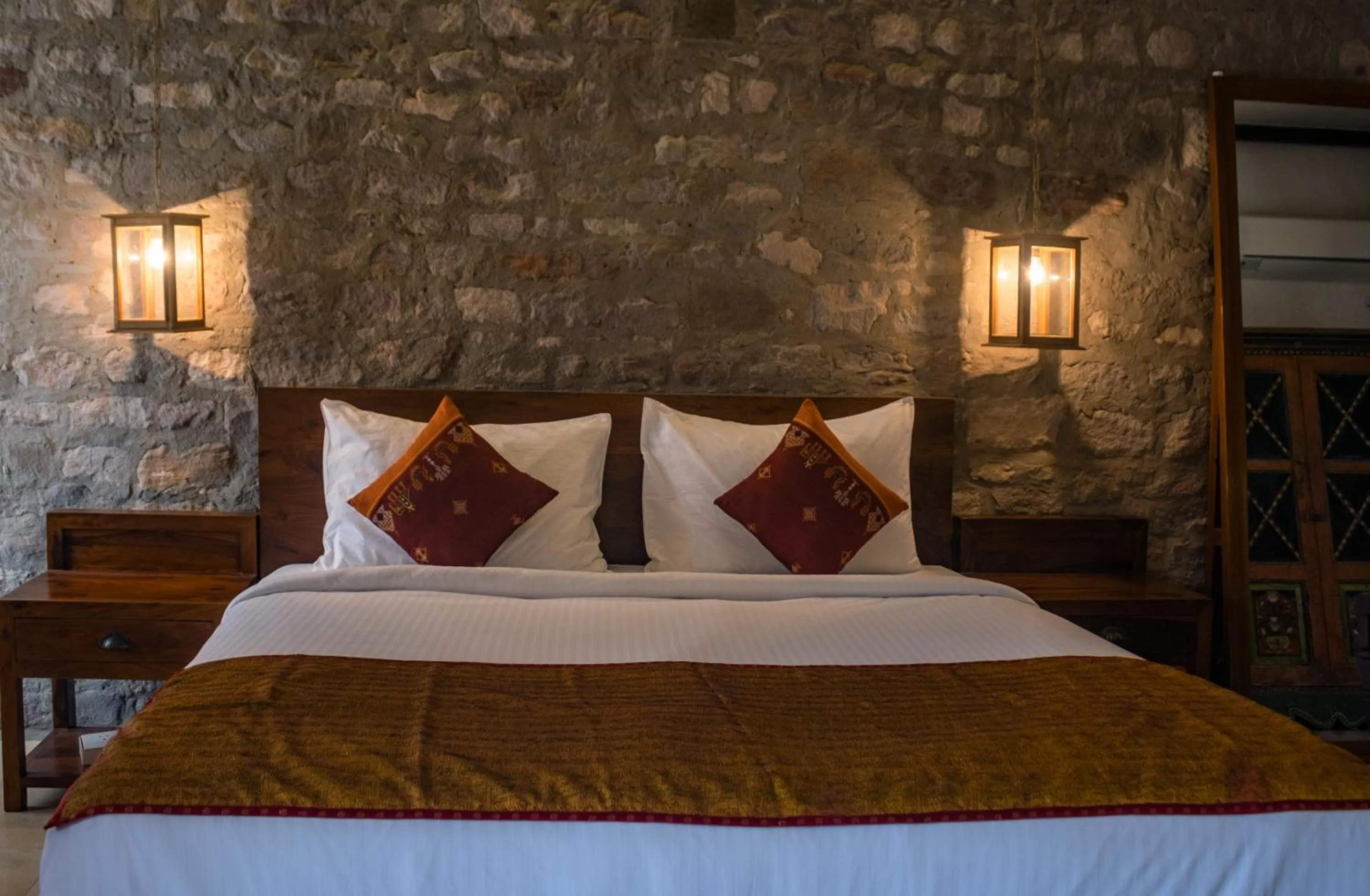 Bedroom, Bed in Wada1