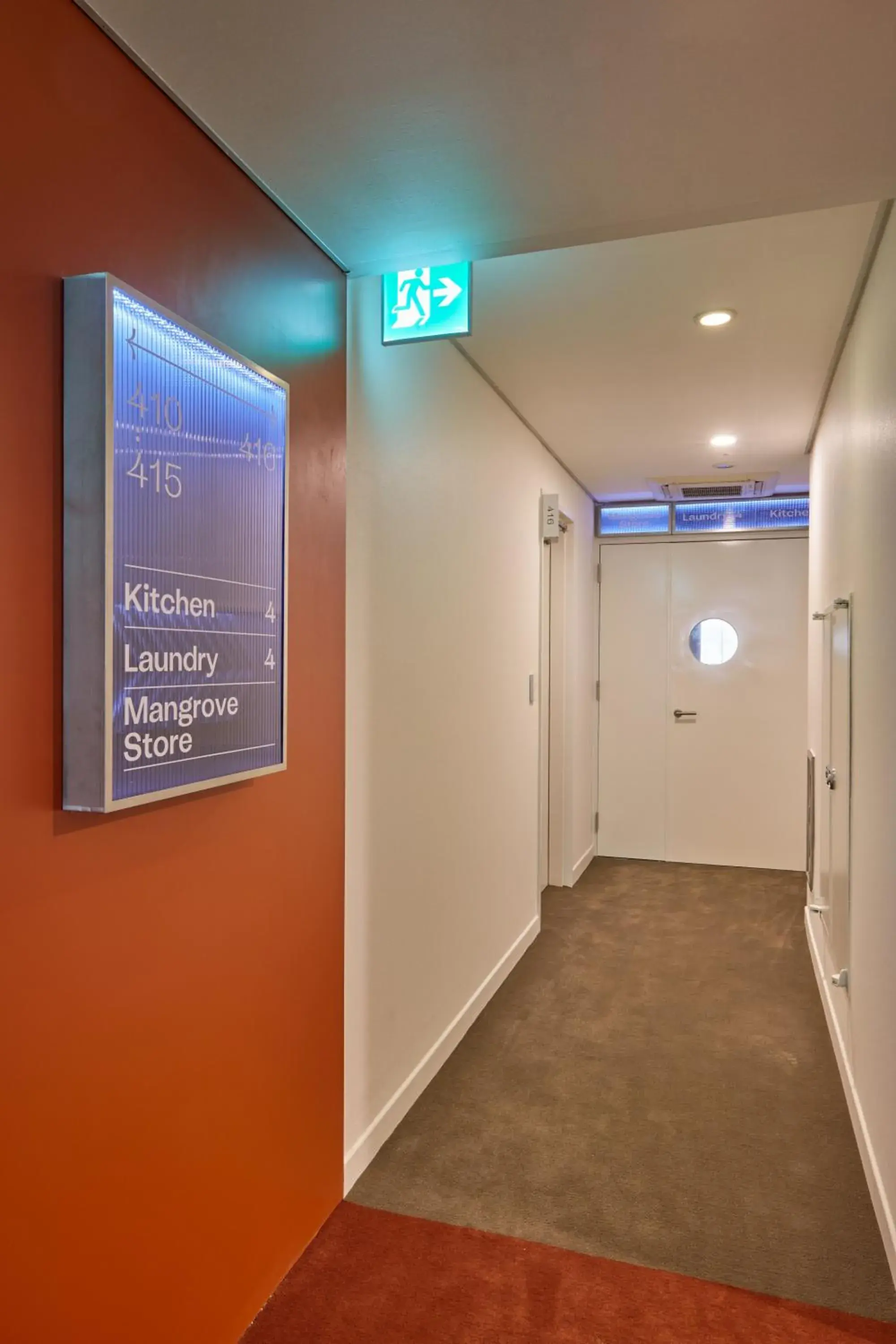 Property building in Mangrove Sinseol Property building in Mangrove Sinseol