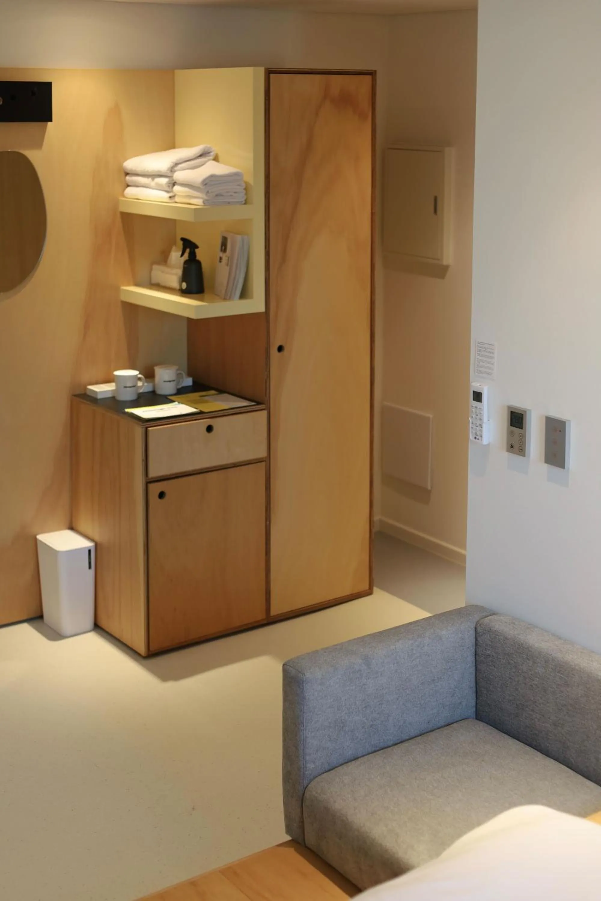 wardrobe in Mangrove Sinseol