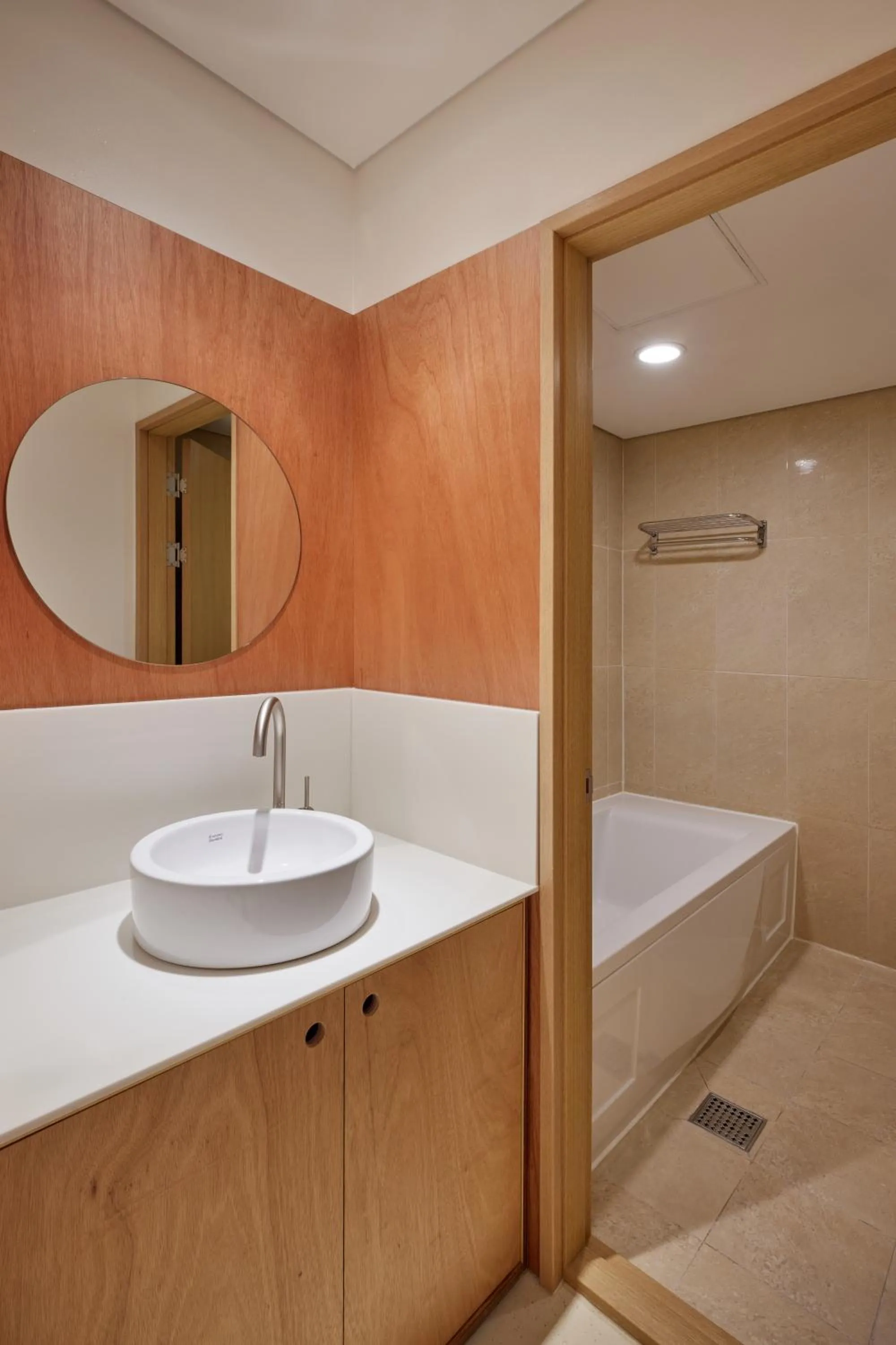 Shower in Mangrove Sinseol