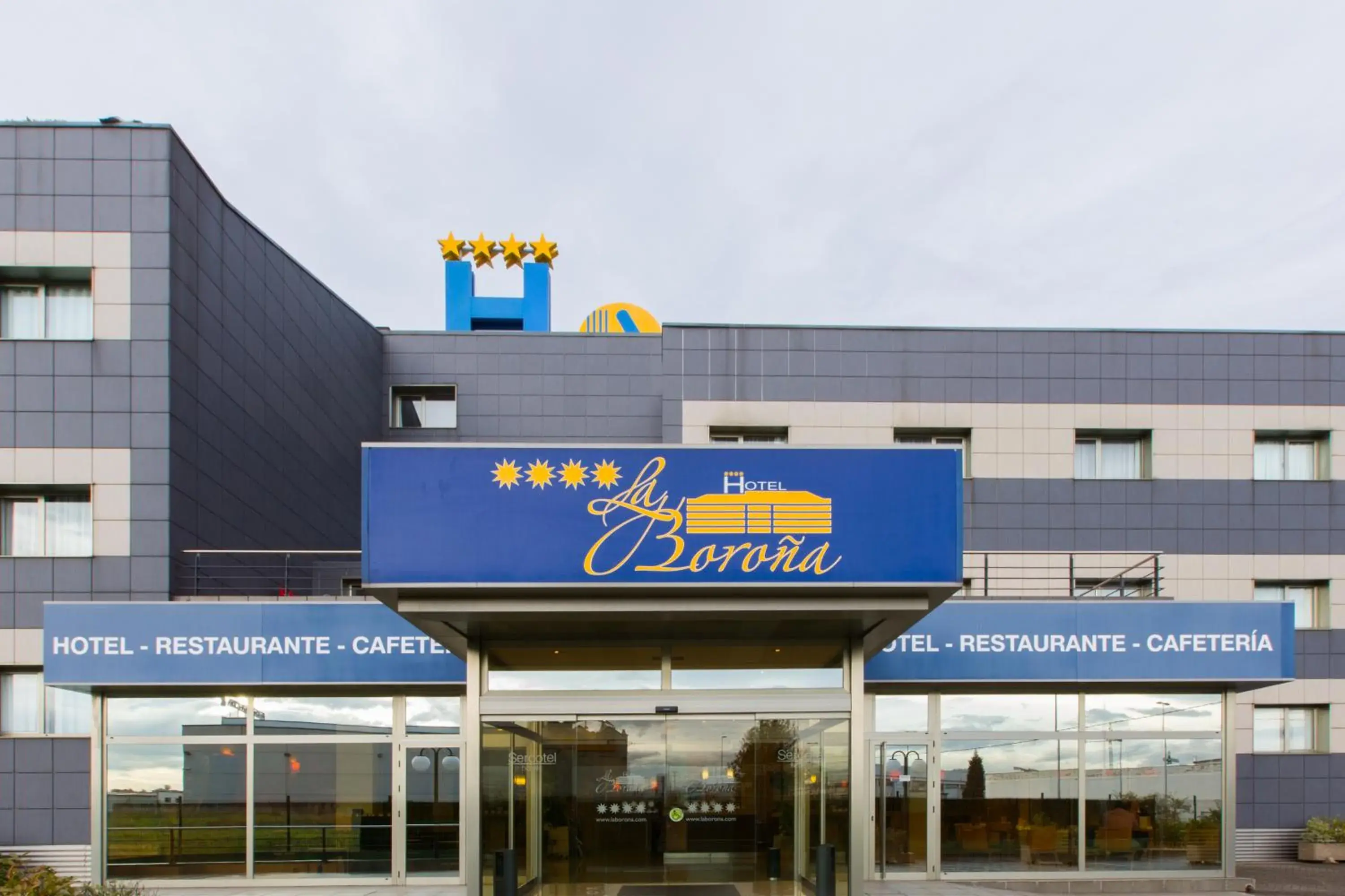 Facade/entrance in Hotel La Boroña Facade/entrance in Hotel La Boroña